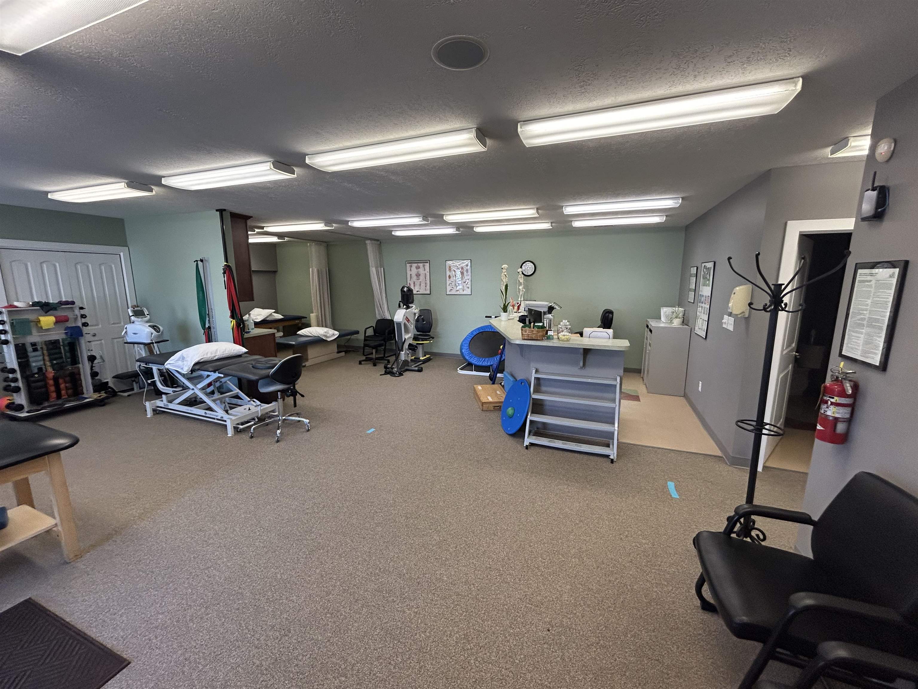 10015 Main Street, Whitesville, Kentucky 42378, ,Office,For Sale,Main Street,93946