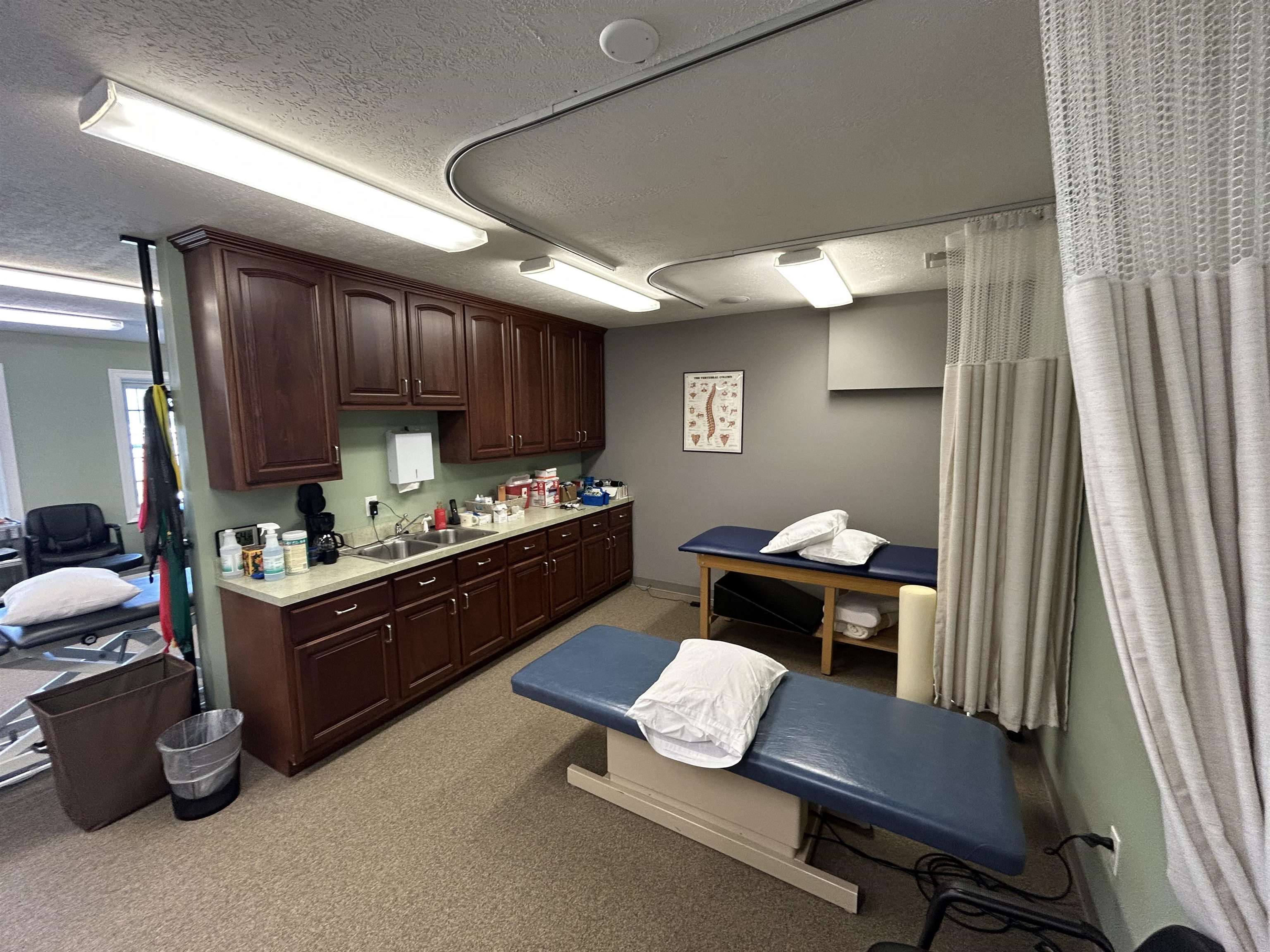 10015 Main Street, Whitesville, Kentucky 42378, ,Office,For Sale,Main Street,93946