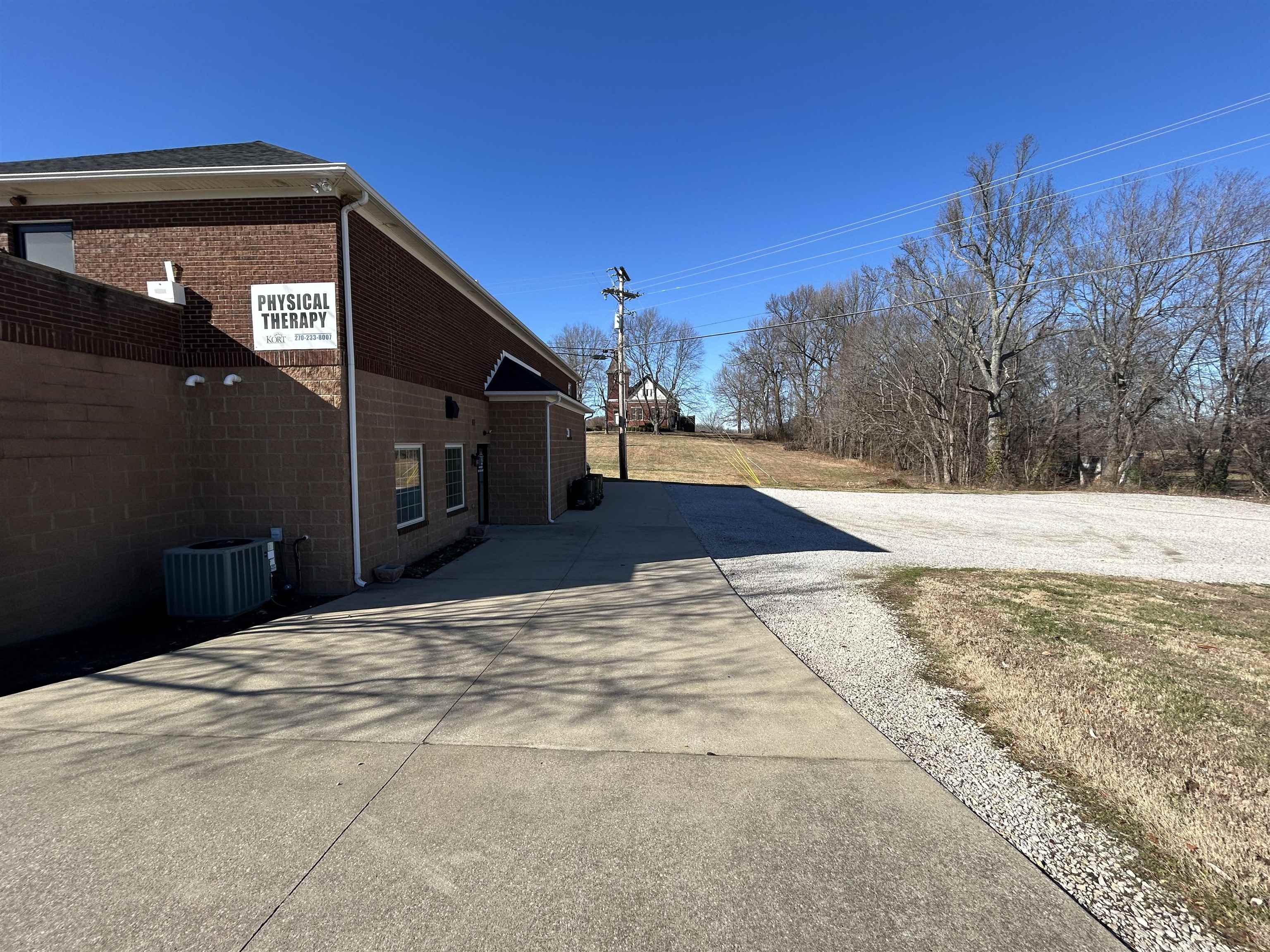 10015 Main Street, Whitesville, Kentucky 42378, ,Office,For Sale,Main Street,93946