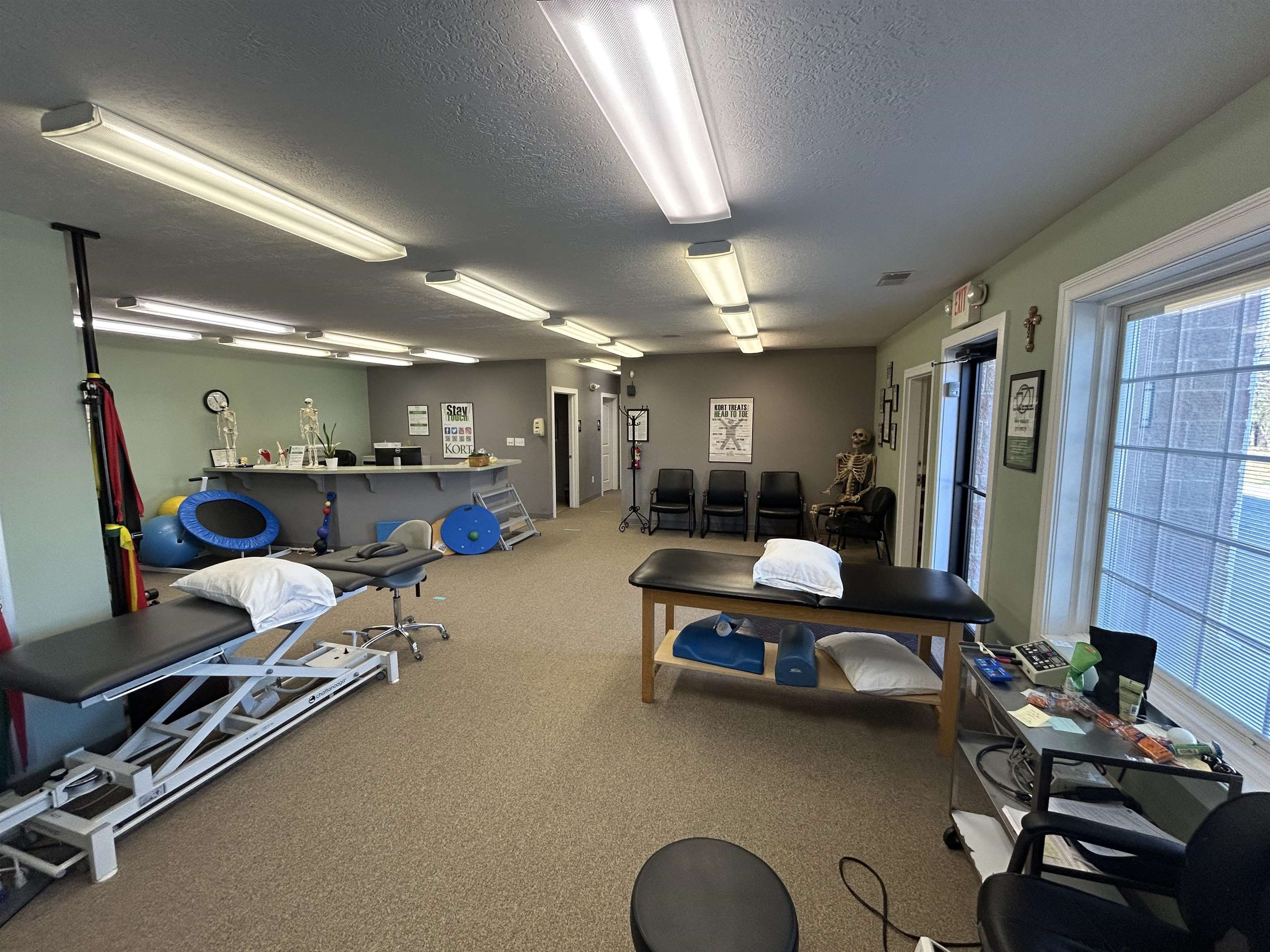 10015 Main Street, Whitesville, Kentucky 42378, ,Office,For Sale,Main Street,93946