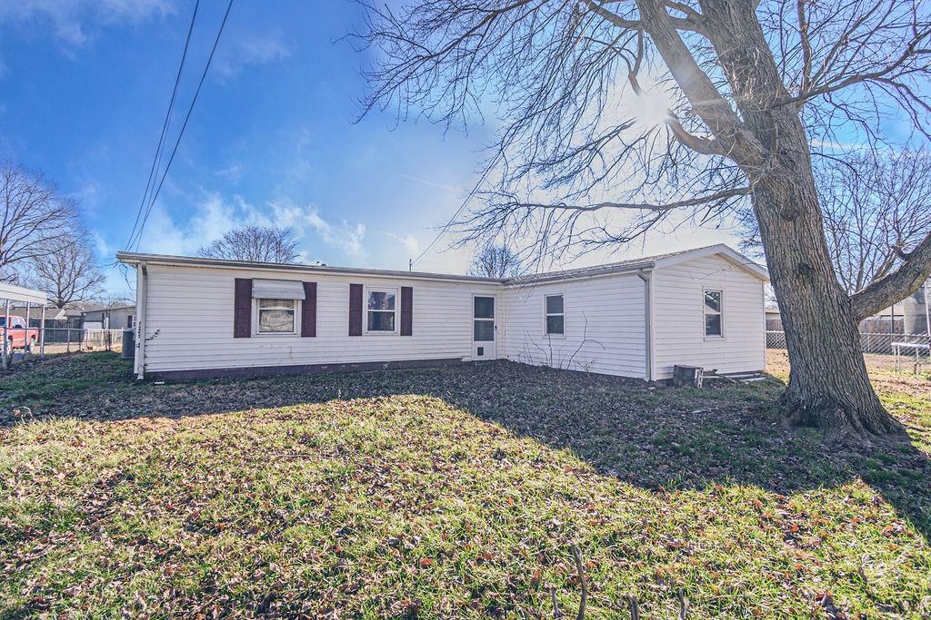 600 Fleetwood Dr., Owensboro, Kentucky 42301, 3 Bedrooms Bedrooms, ,1 BathroomBathrooms,Single Family Residence,For Sale,Fleetwood Dr.,93947