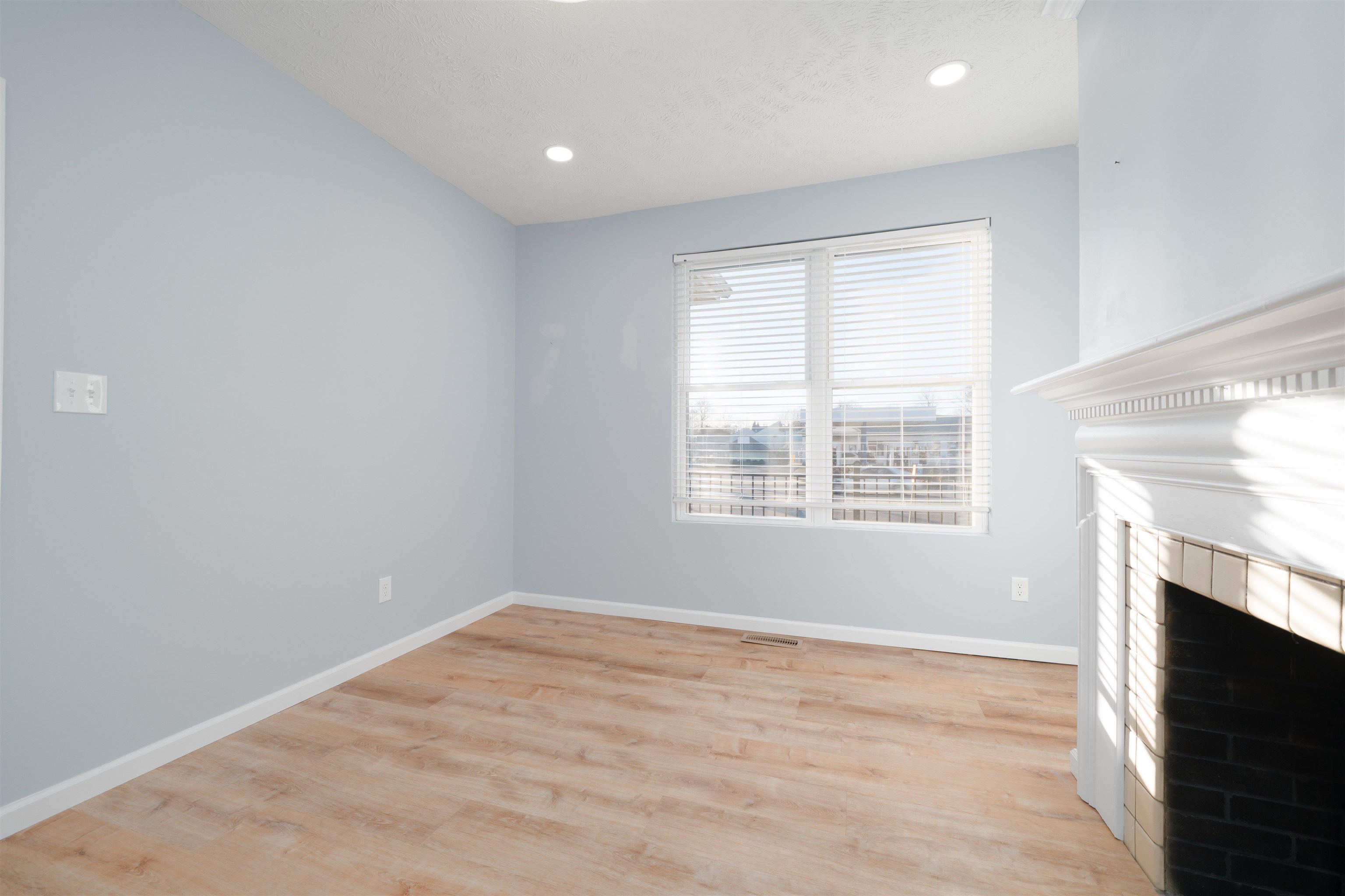 2219 Frederica St, Owensboro, Kentucky 42301, ,Office,For Sale,Frederica St,93950