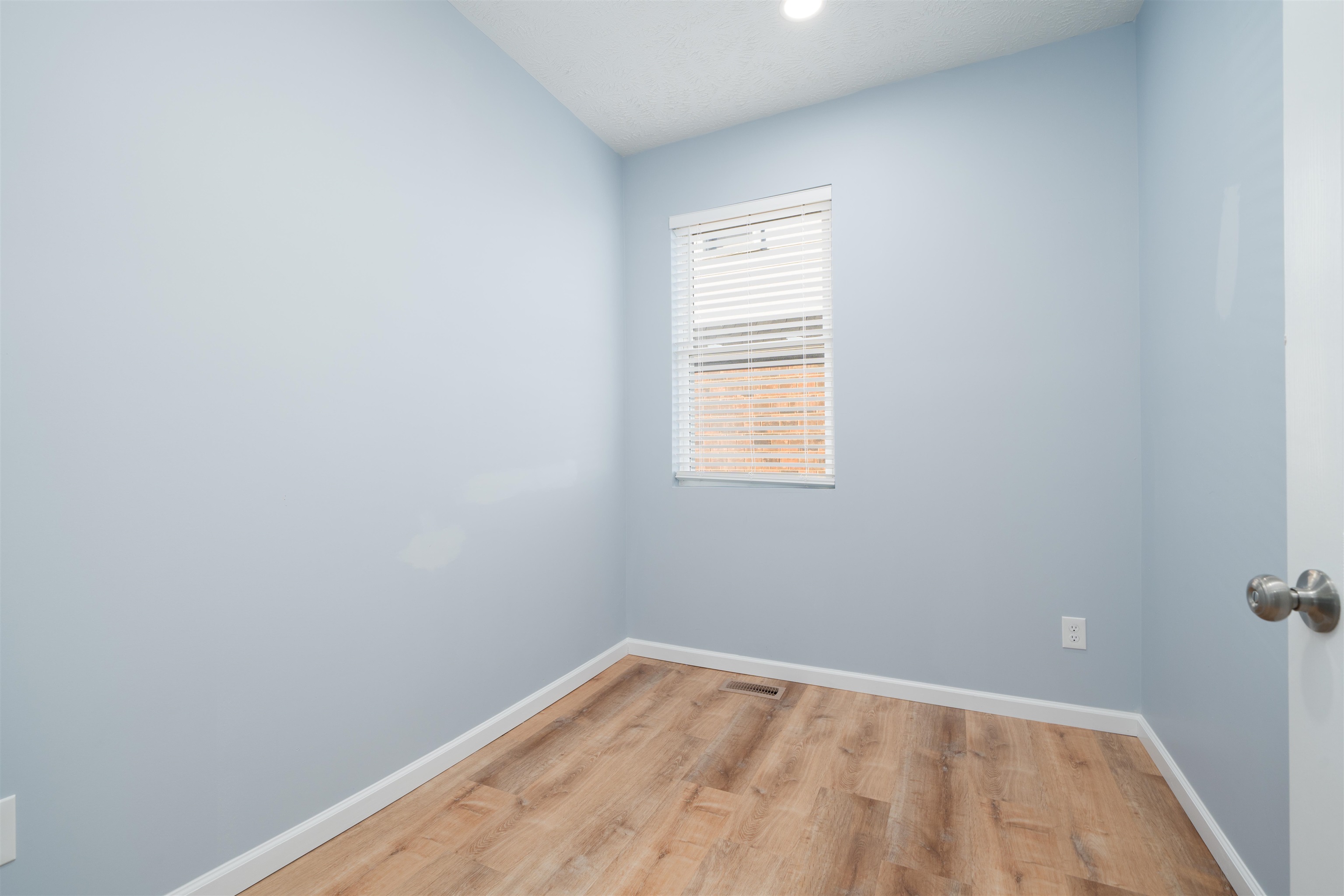 2219 Frederica St, Owensboro, Kentucky 42301, ,Office,For Sale,Frederica St,93950