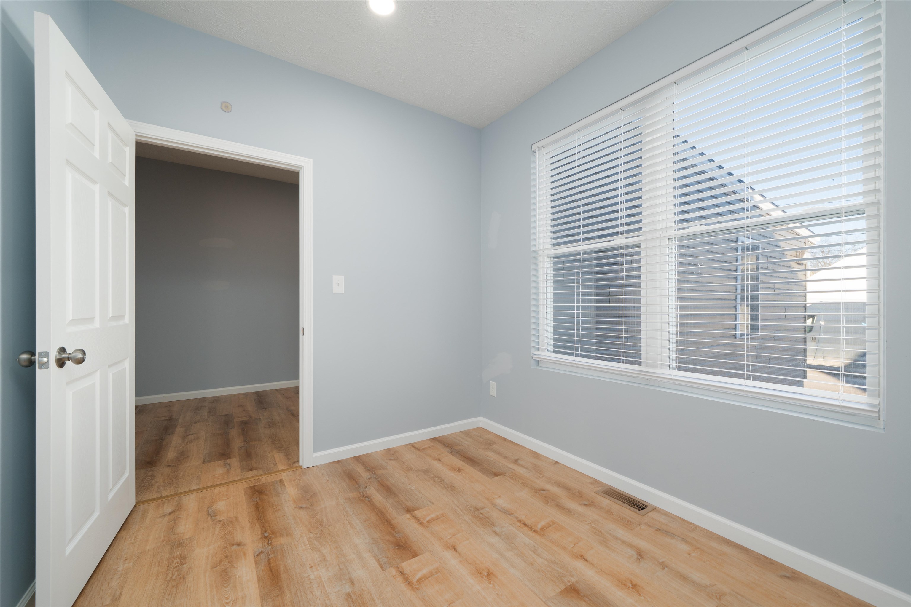 2219 Frederica St, Owensboro, Kentucky 42301, ,Office,For Sale,Frederica St,93950