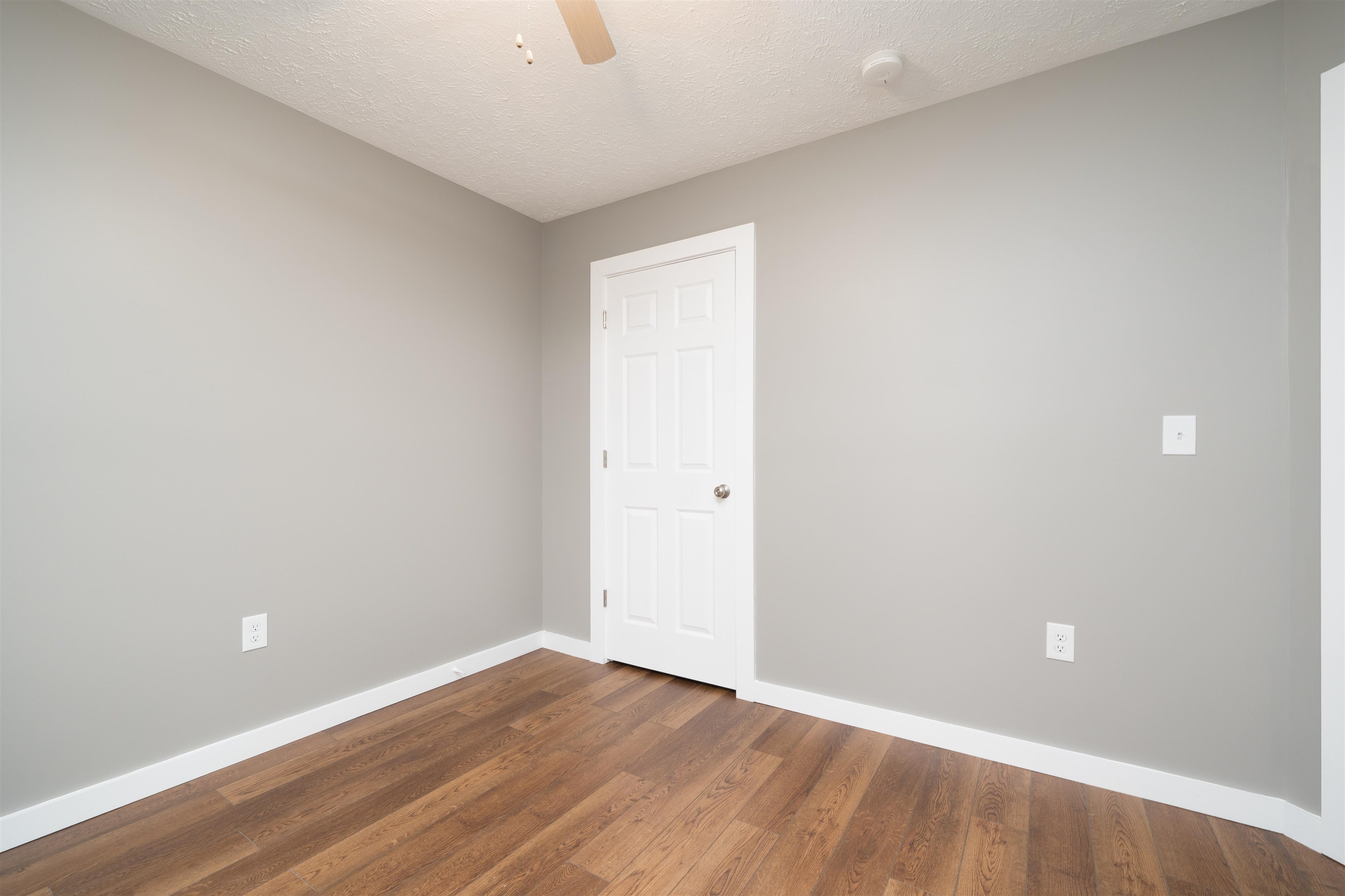 705 Hall St, Owensboro, Kentucky 42303, 3 Bedrooms Bedrooms, ,2 BathroomsBathrooms,Single Family Residence,For Sale,Hall St,93951