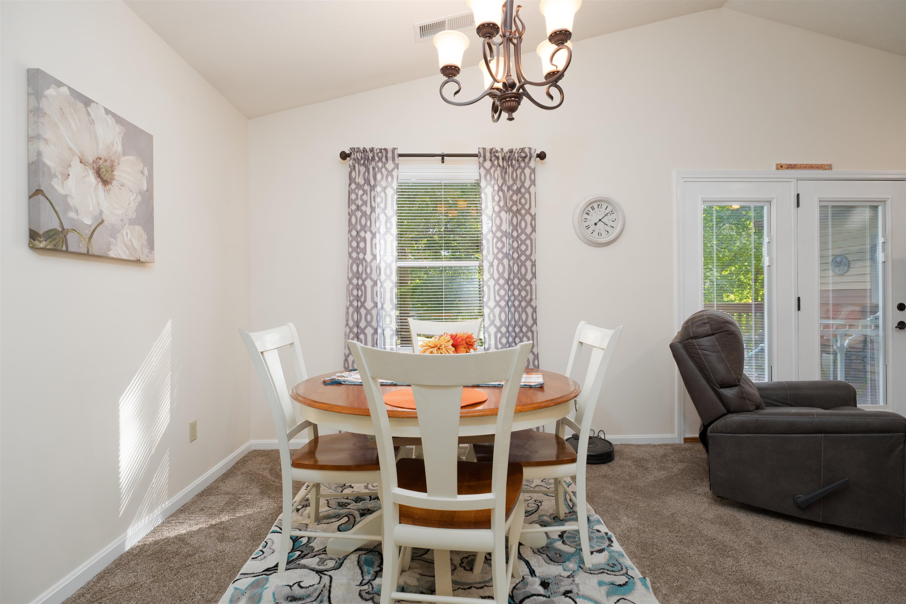 8D Quail Ridge Court, Owensboro, Kentucky 42303, 2 Bedrooms Bedrooms, ,1 BathroomBathrooms,Condominium,For Sale,Quail Ridge Court,93953