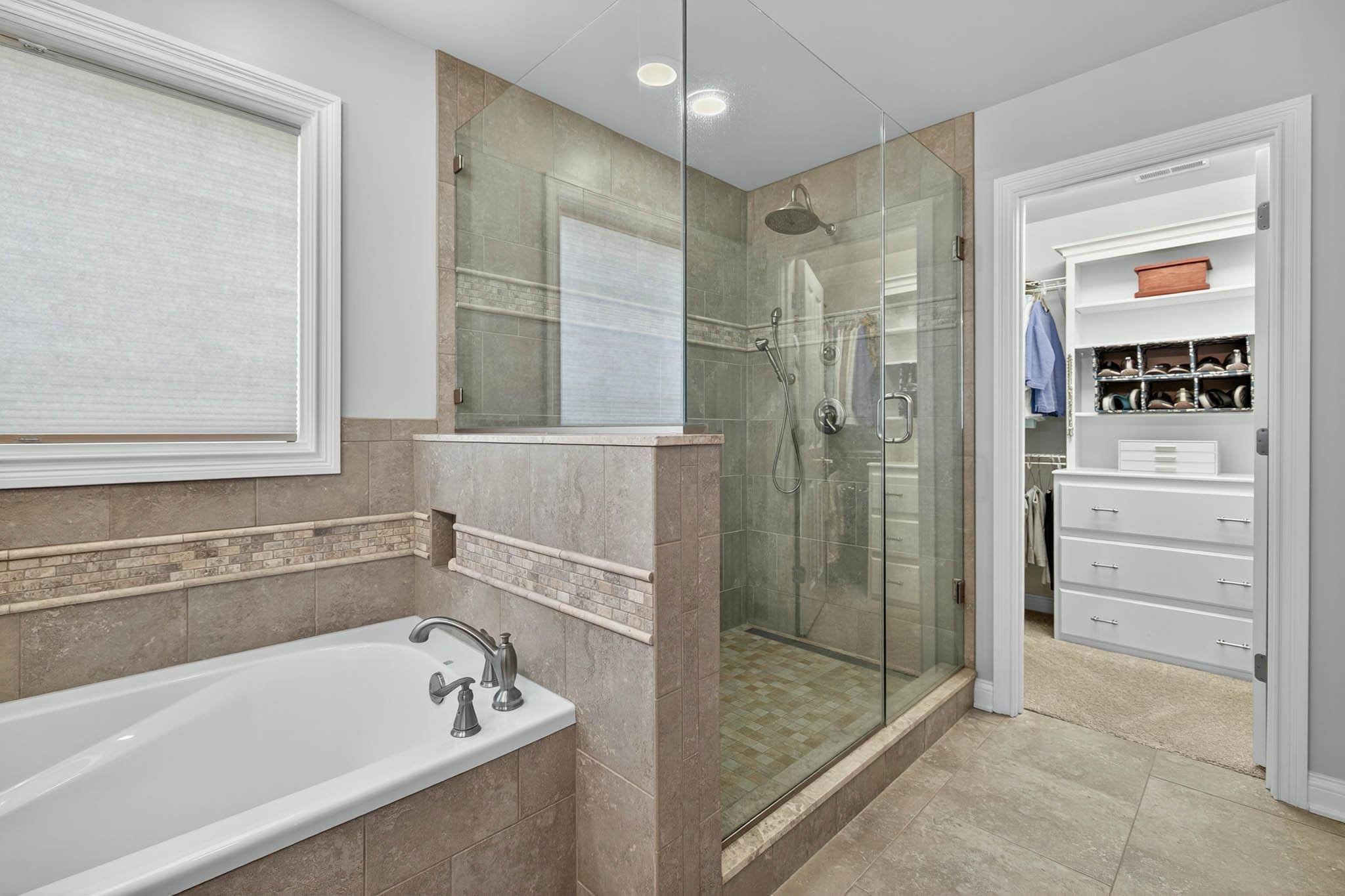 1790 Wellshurst Dr, Owensboro, Kentucky 42301, 3 Bedrooms Bedrooms, ,2 BathroomsBathrooms,Single Family Residence,For Sale,Wellshurst Dr,93954