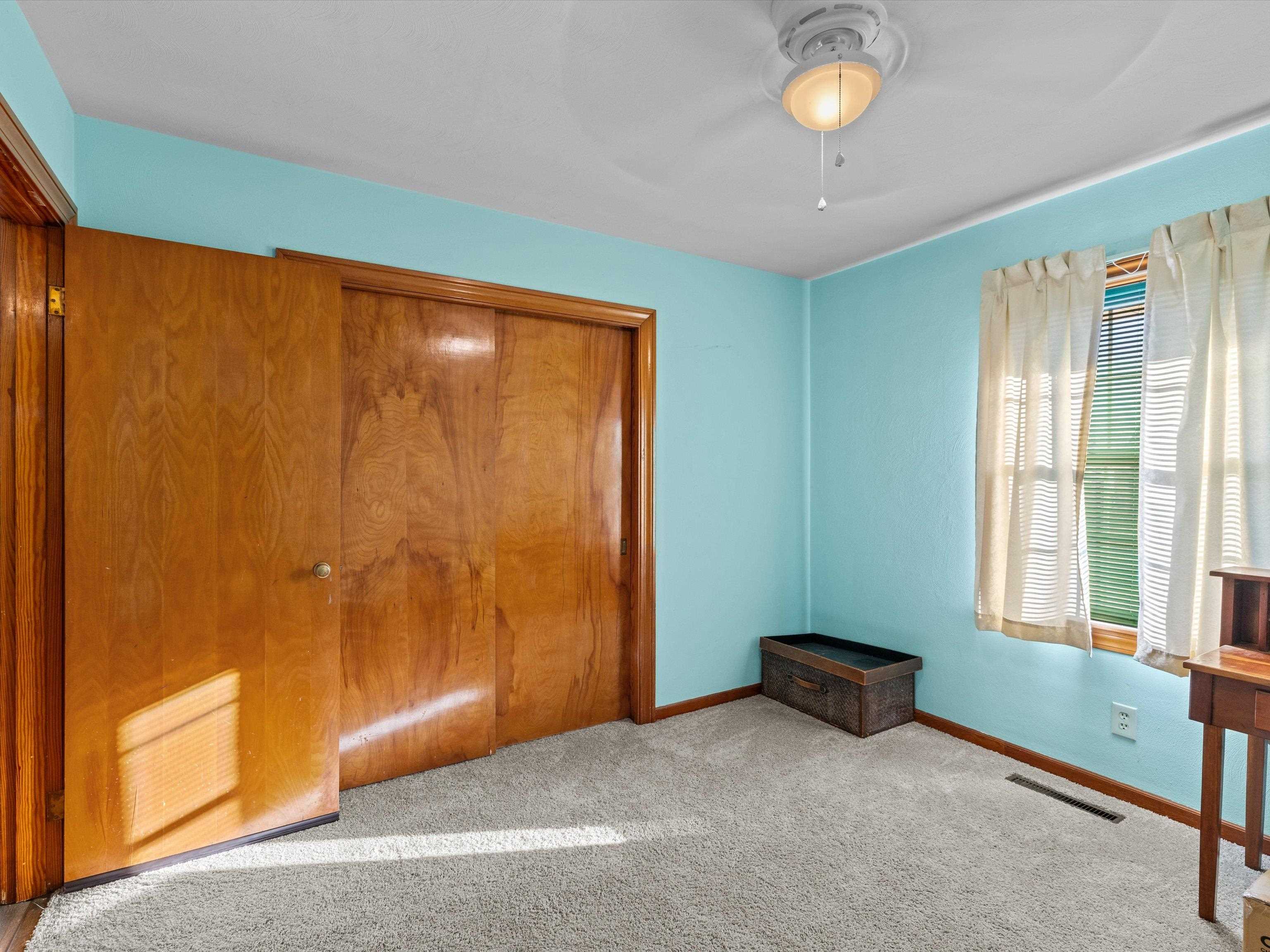 527 Suffolk Dr, Owensboro, Kentucky 42303, 3 Bedrooms Bedrooms, ,1 BathroomBathrooms,Single Family Residence,For Sale,Suffolk Dr,93955