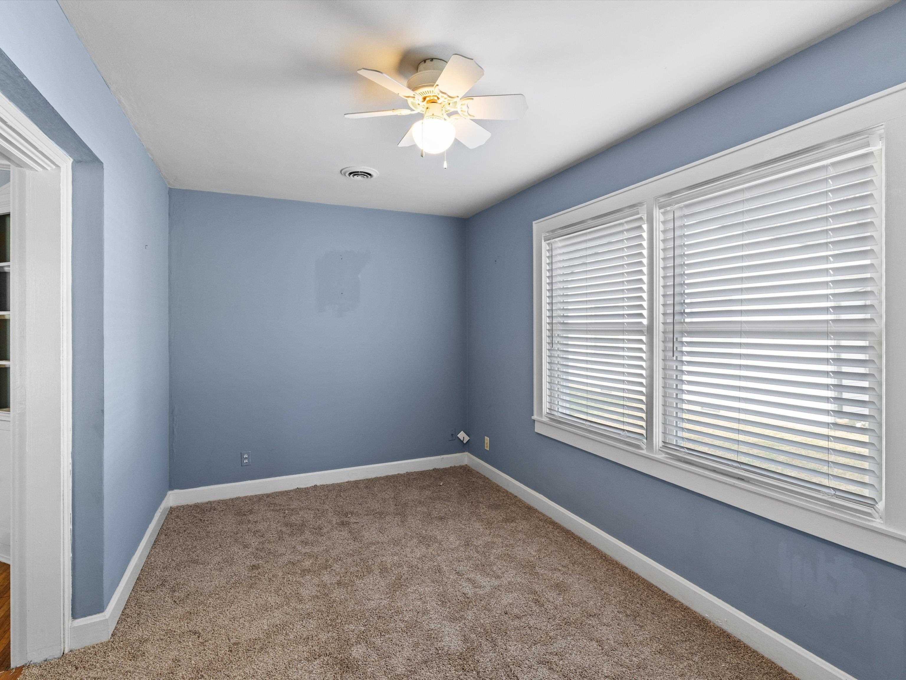 2004 Robin Road, Owensboro, Kentucky 42301, 3 Bedrooms Bedrooms, ,2 BathroomsBathrooms,Single Family Residence,For Sale,Robin Road,93958