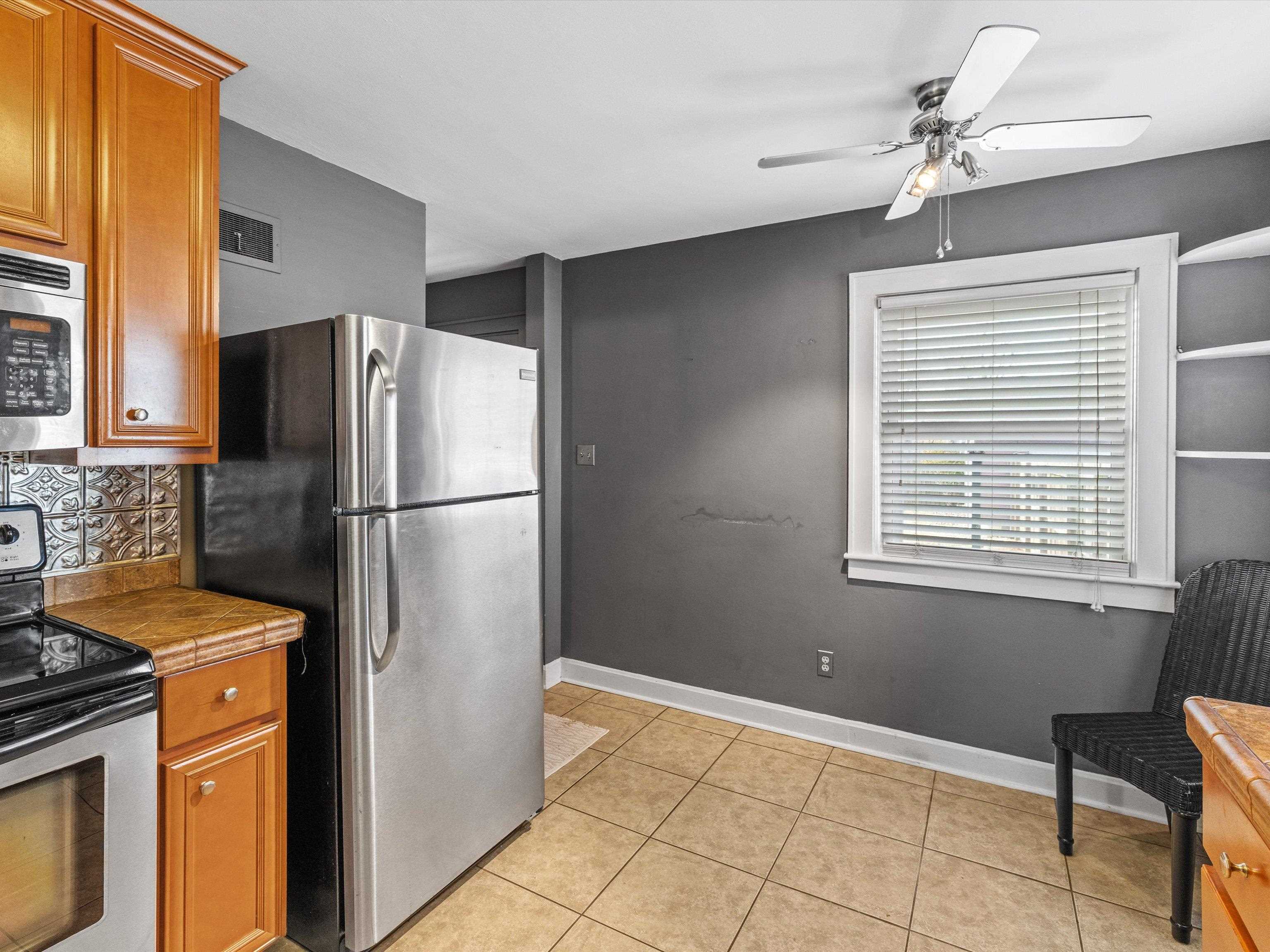 2004 Robin Road, Owensboro, Kentucky 42301, 3 Bedrooms Bedrooms, ,2 BathroomsBathrooms,Single Family Residence,For Sale,Robin Road,93958