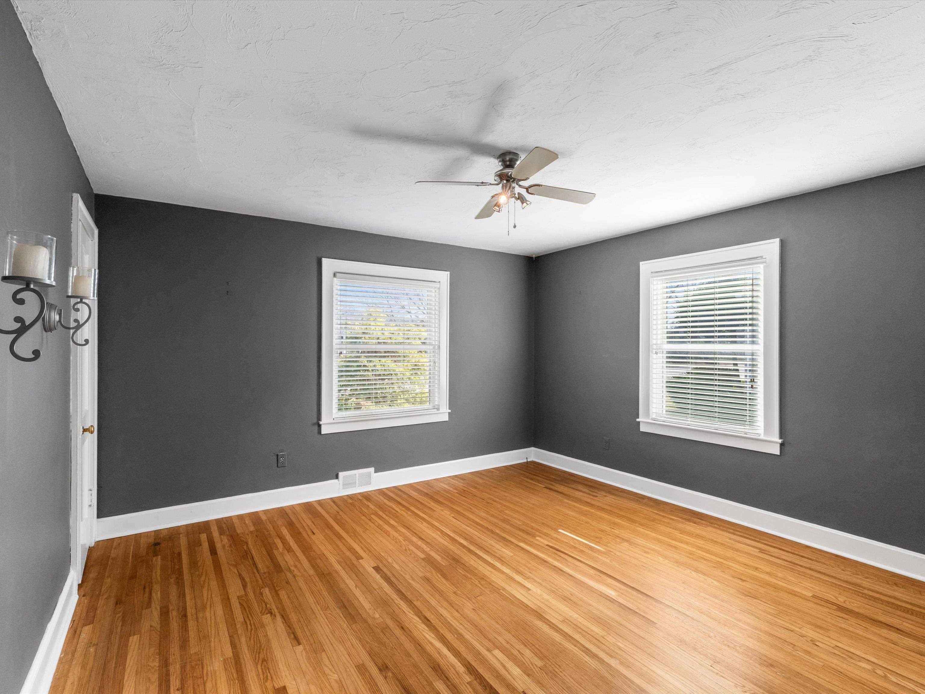 2004 Robin Road, Owensboro, Kentucky 42301, 3 Bedrooms Bedrooms, ,2 BathroomsBathrooms,Single Family Residence,For Sale,Robin Road,93958