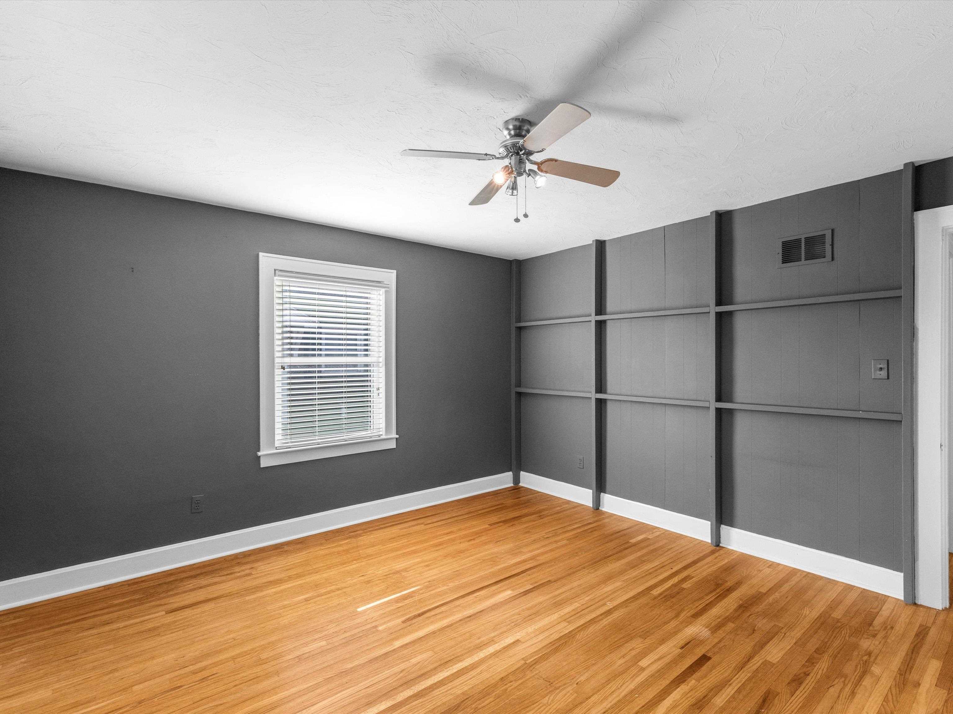 2004 Robin Road, Owensboro, Kentucky 42301, 3 Bedrooms Bedrooms, ,2 BathroomsBathrooms,Single Family Residence,For Sale,Robin Road,93958