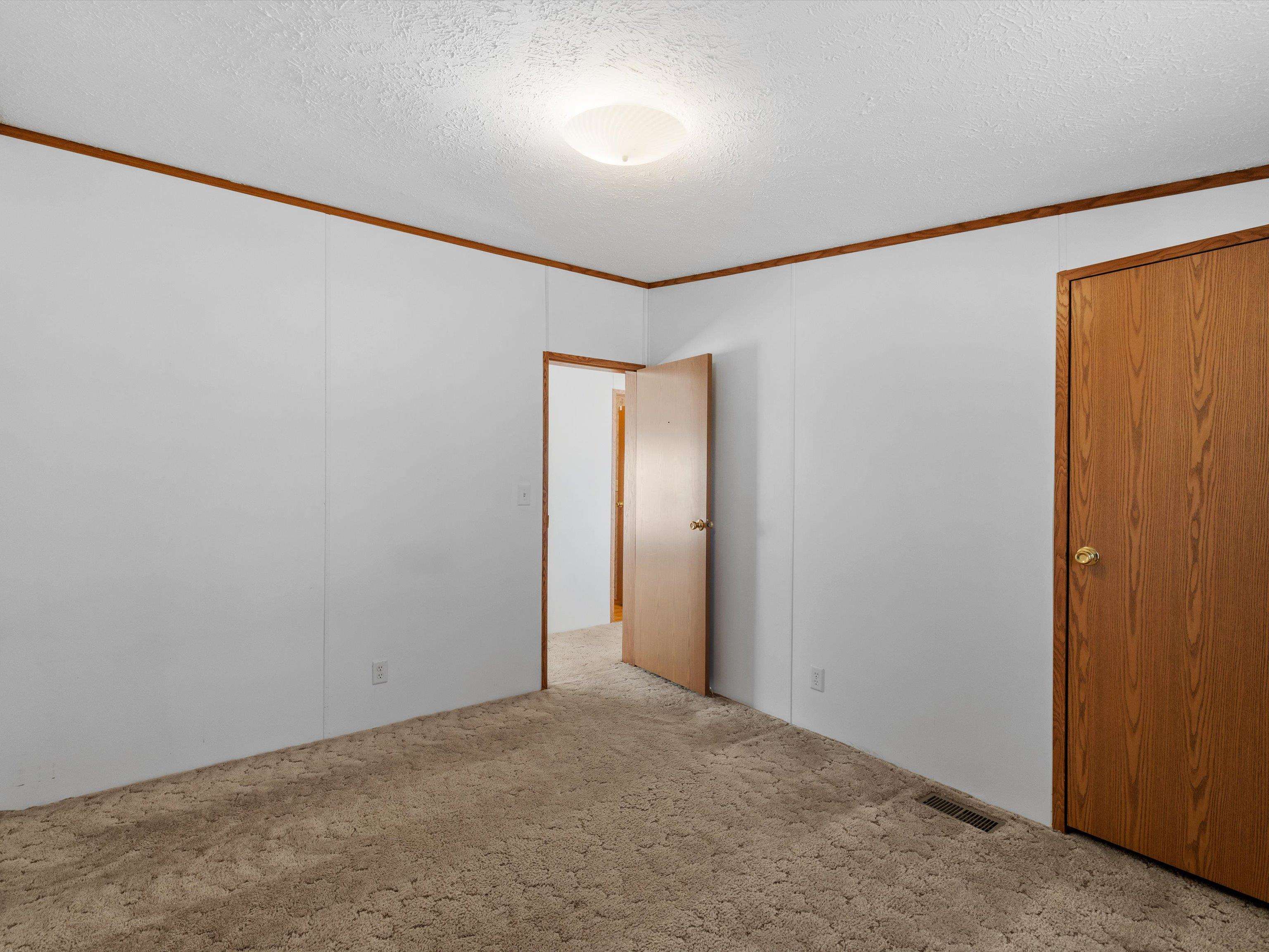 1080 Fred Hodges Rd, Lewisport, Kentucky 42351, 4 Bedrooms Bedrooms, ,2 BathroomsBathrooms,Manufactured Home,For Sale,Fred Hodges Rd,93961