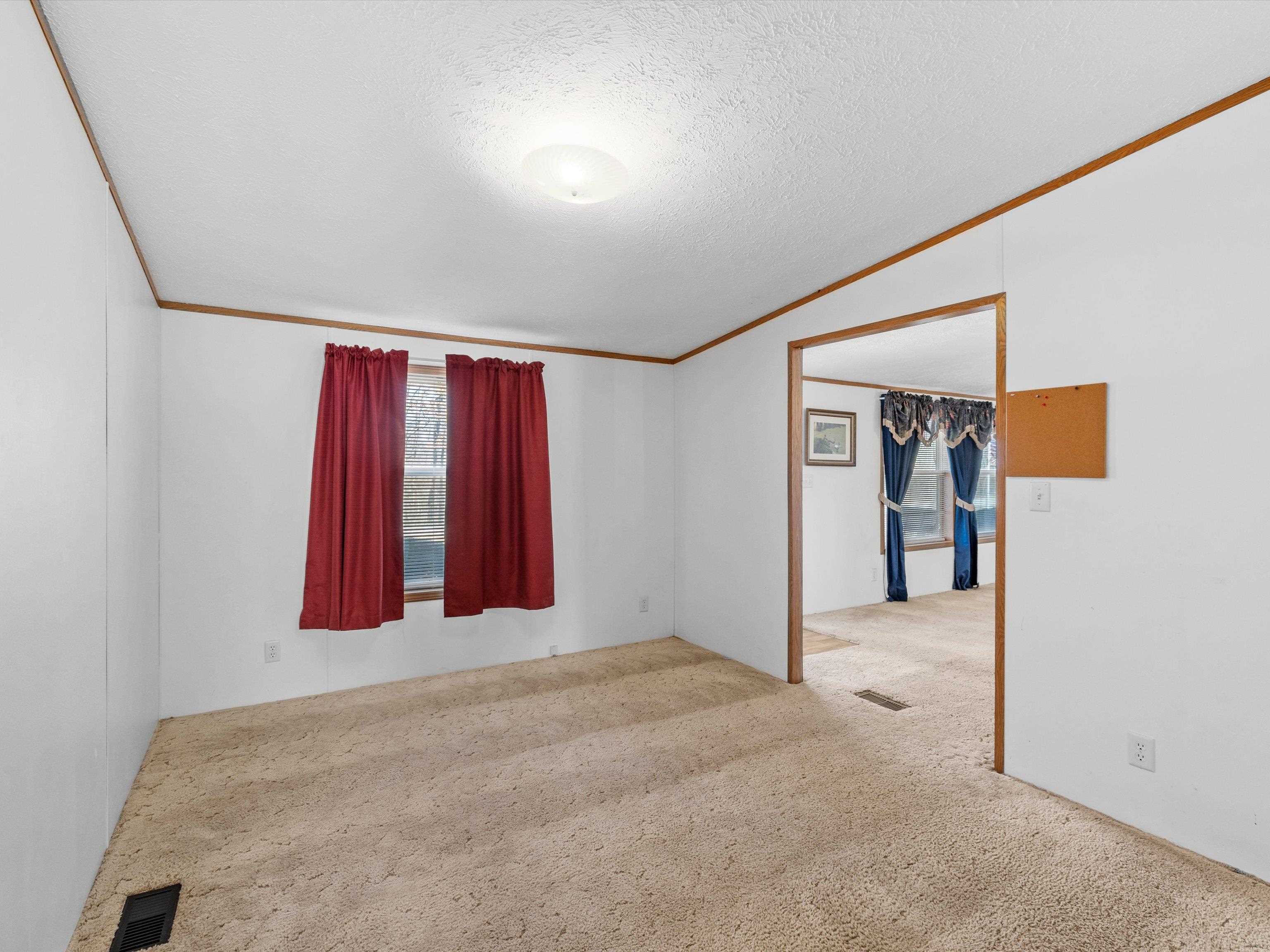 1080 Fred Hodges Rd, Lewisport, Kentucky 42351, 4 Bedrooms Bedrooms, ,2 BathroomsBathrooms,Manufactured Home,For Sale,Fred Hodges Rd,93961