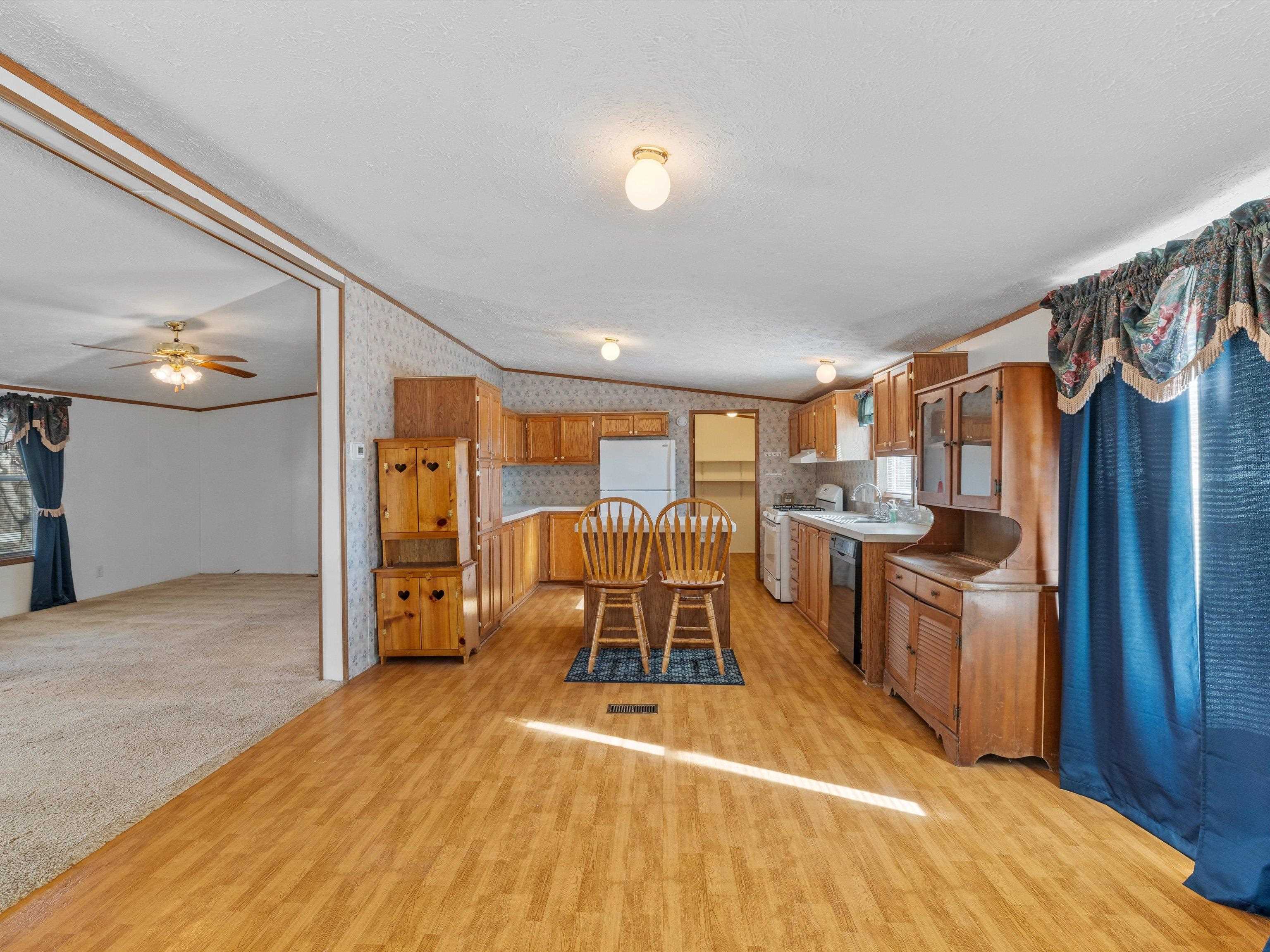 1080 Fred Hodges Rd, Lewisport, Kentucky 42351, 4 Bedrooms Bedrooms, ,2 BathroomsBathrooms,Manufactured Home,For Sale,Fred Hodges Rd,93961