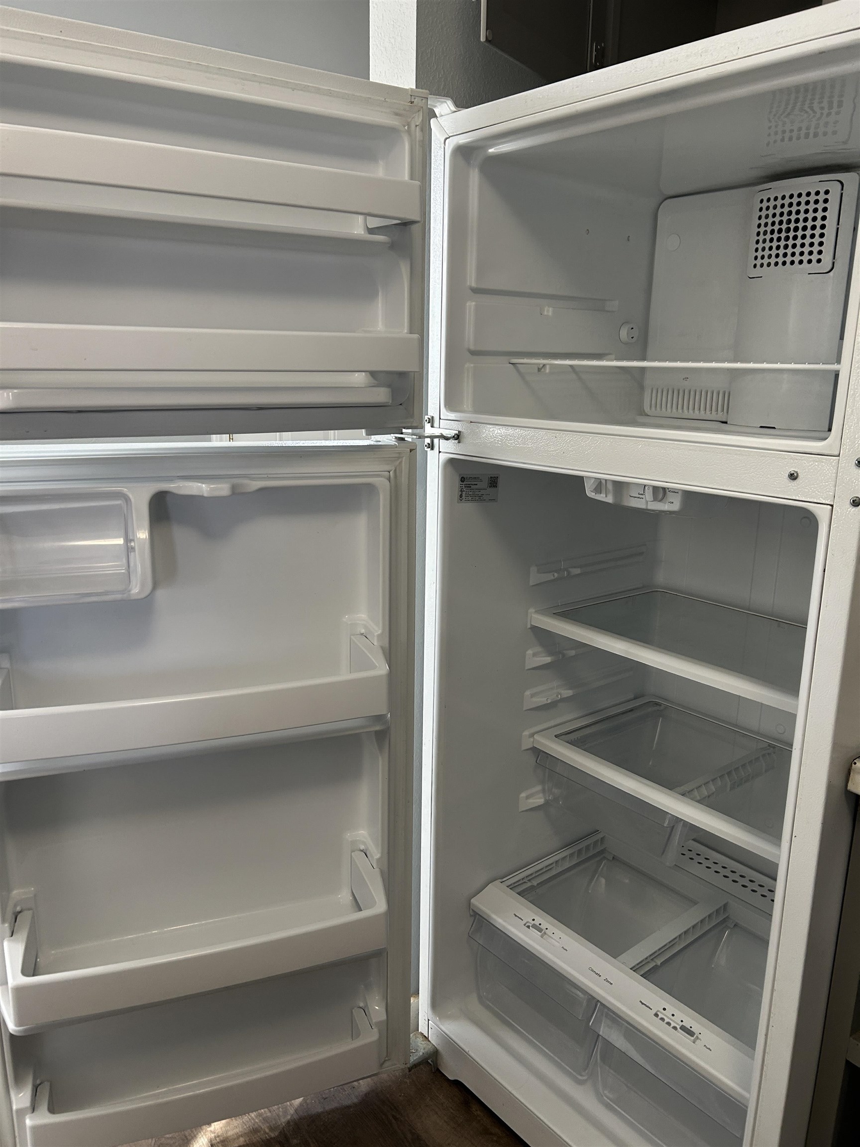 4106 Rudy Martin Dr, Owensboro, Kentucky 42301, 3 Bedrooms Bedrooms, ,1 BathroomBathrooms,Single Family Residence,For Sale,Rudy Martin Dr,93963