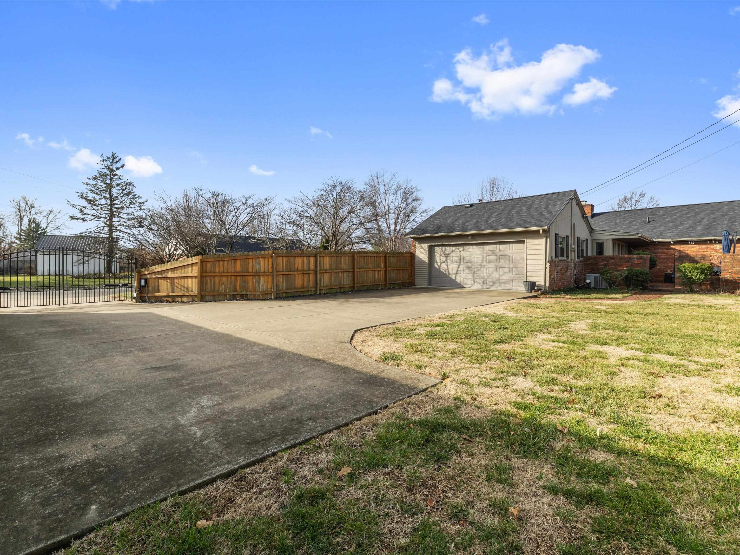 3435 Griffith Ave, Owensboro, Kentucky 42303, 3 Bedrooms Bedrooms, ,2 BathroomsBathrooms,Single Family Residence,For Sale,Griffith Ave,93967