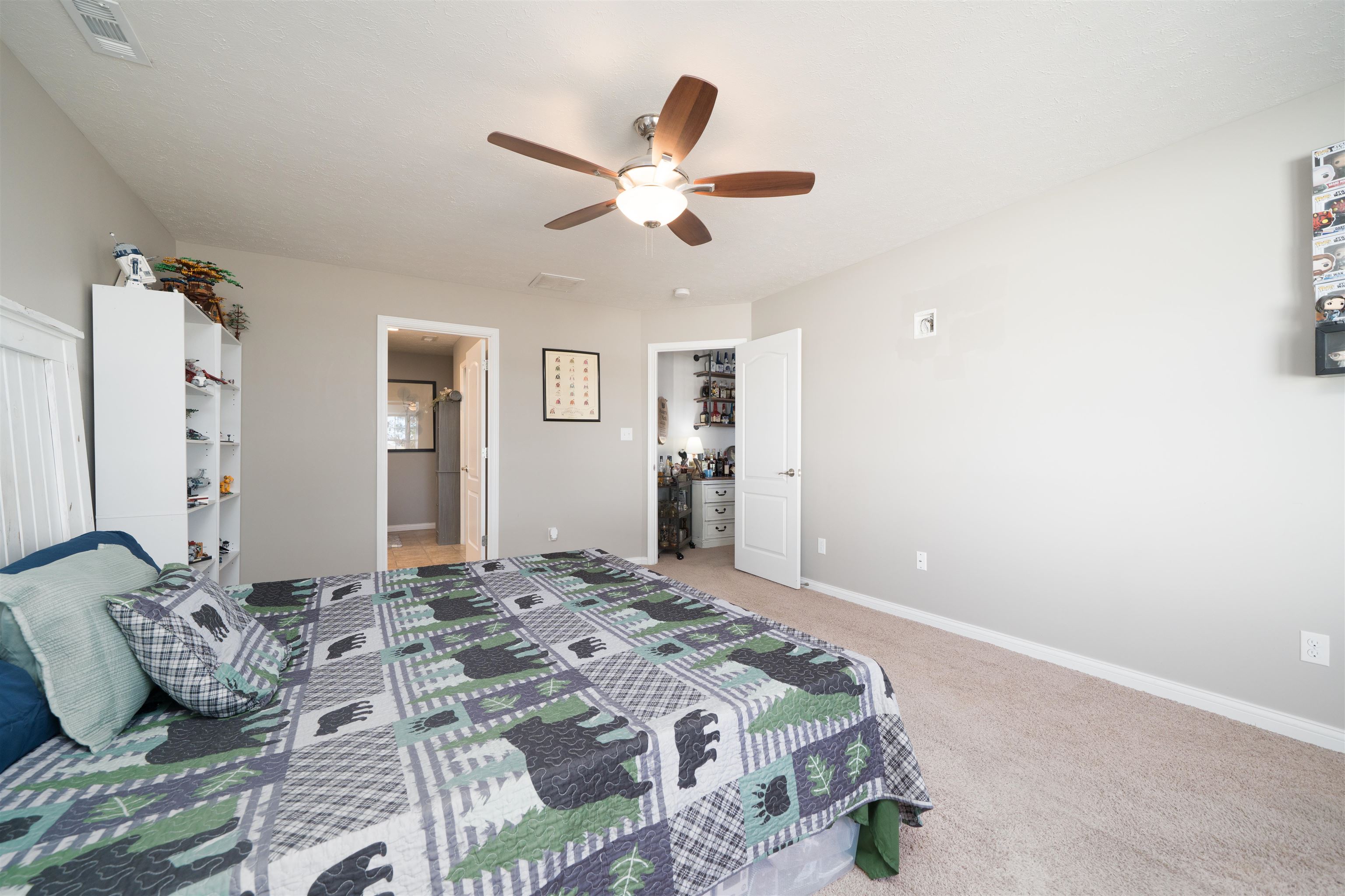 5166 Seabiscuit Loop, Owensboro, Kentucky 42301, 3 Bedrooms Bedrooms, ,2 BathroomsBathrooms,Single Family Residence,For Sale,Seabiscuit Loop,93971