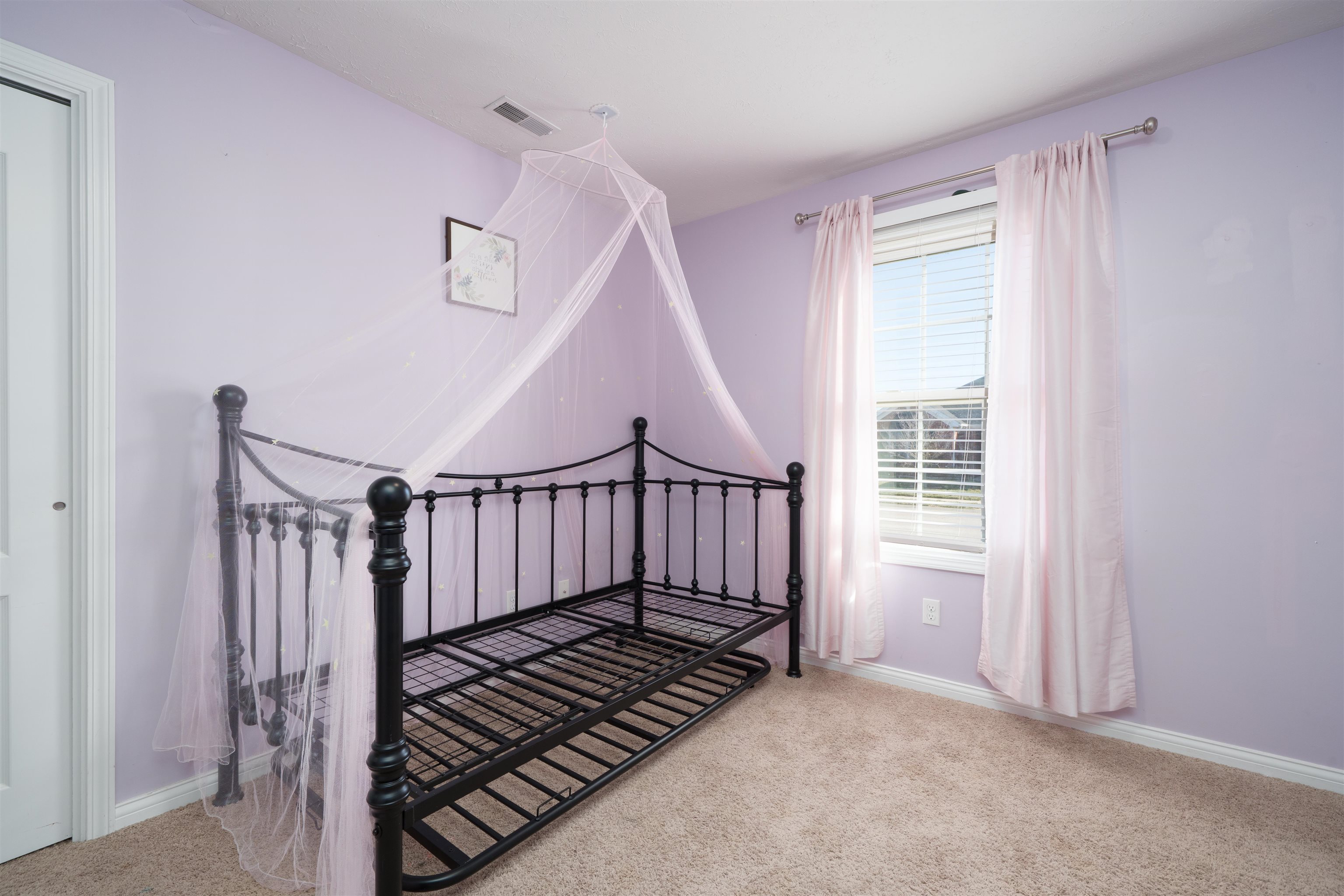 5166 Seabiscuit Loop, Owensboro, Kentucky 42301, 3 Bedrooms Bedrooms, ,2 BathroomsBathrooms,Single Family Residence,For Sale,Seabiscuit Loop,93971