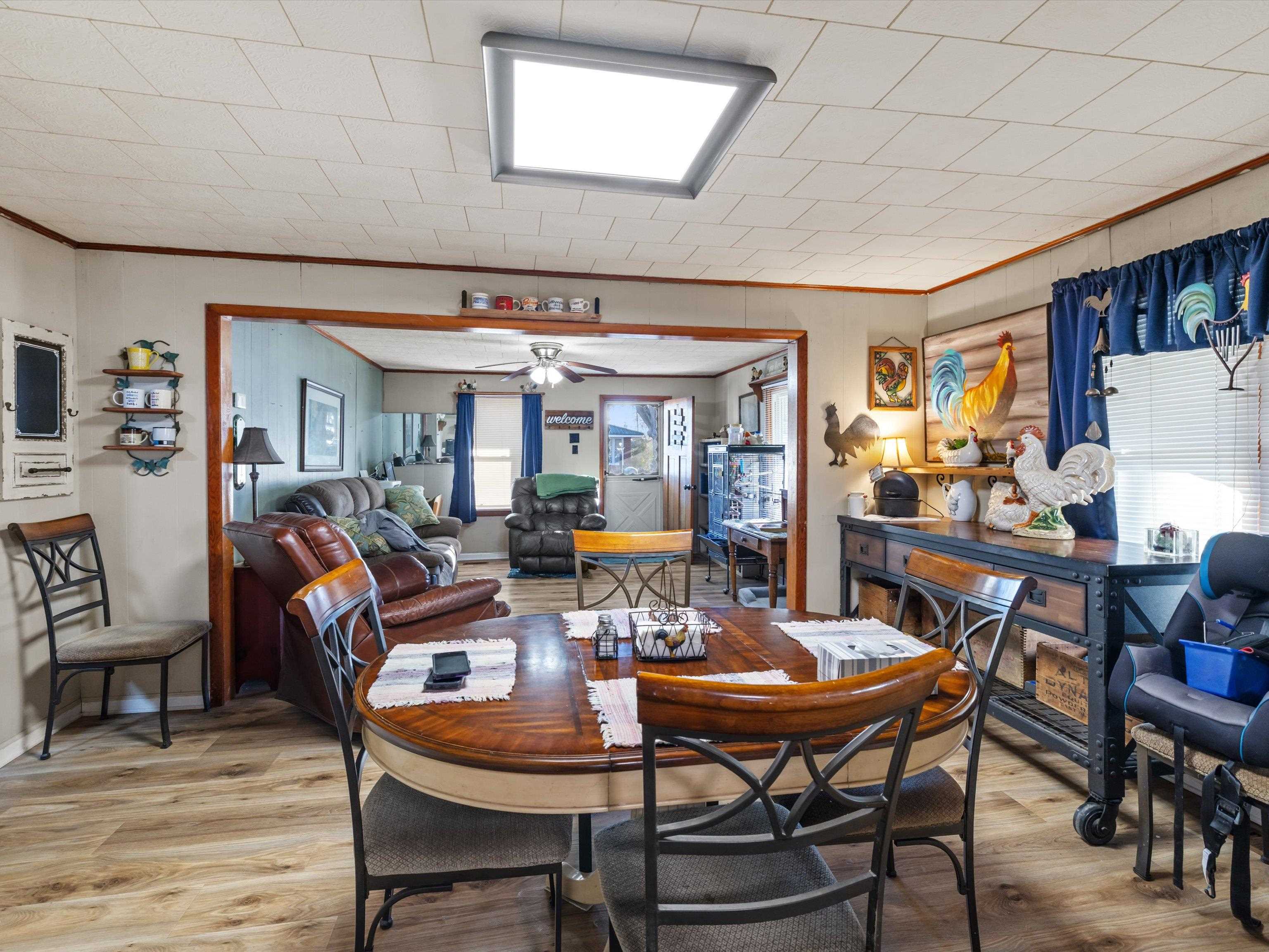 122 Highland Ave, Madisonville, Kentucky 42431, 2 Bedrooms Bedrooms, ,1 BathroomBathrooms,Single Family Residence,For Sale,Highland Ave,93974