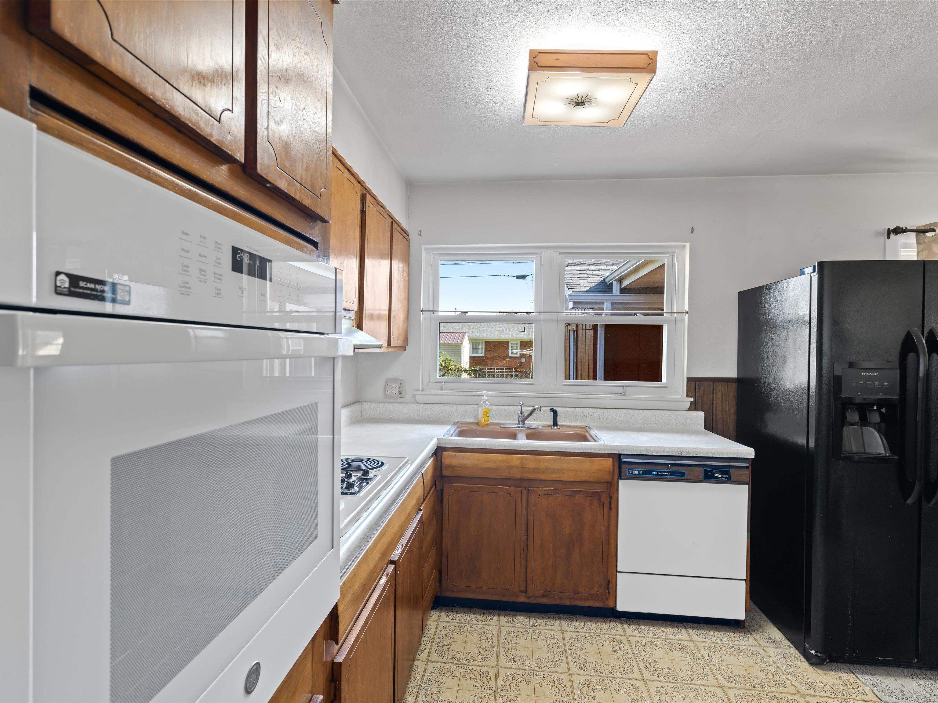 816 Booth Ave., Owensboro, Kentucky 42301, 3 Bedrooms Bedrooms, ,2 BathroomsBathrooms,Single Family Residence,For Sale,Booth Ave.,93975