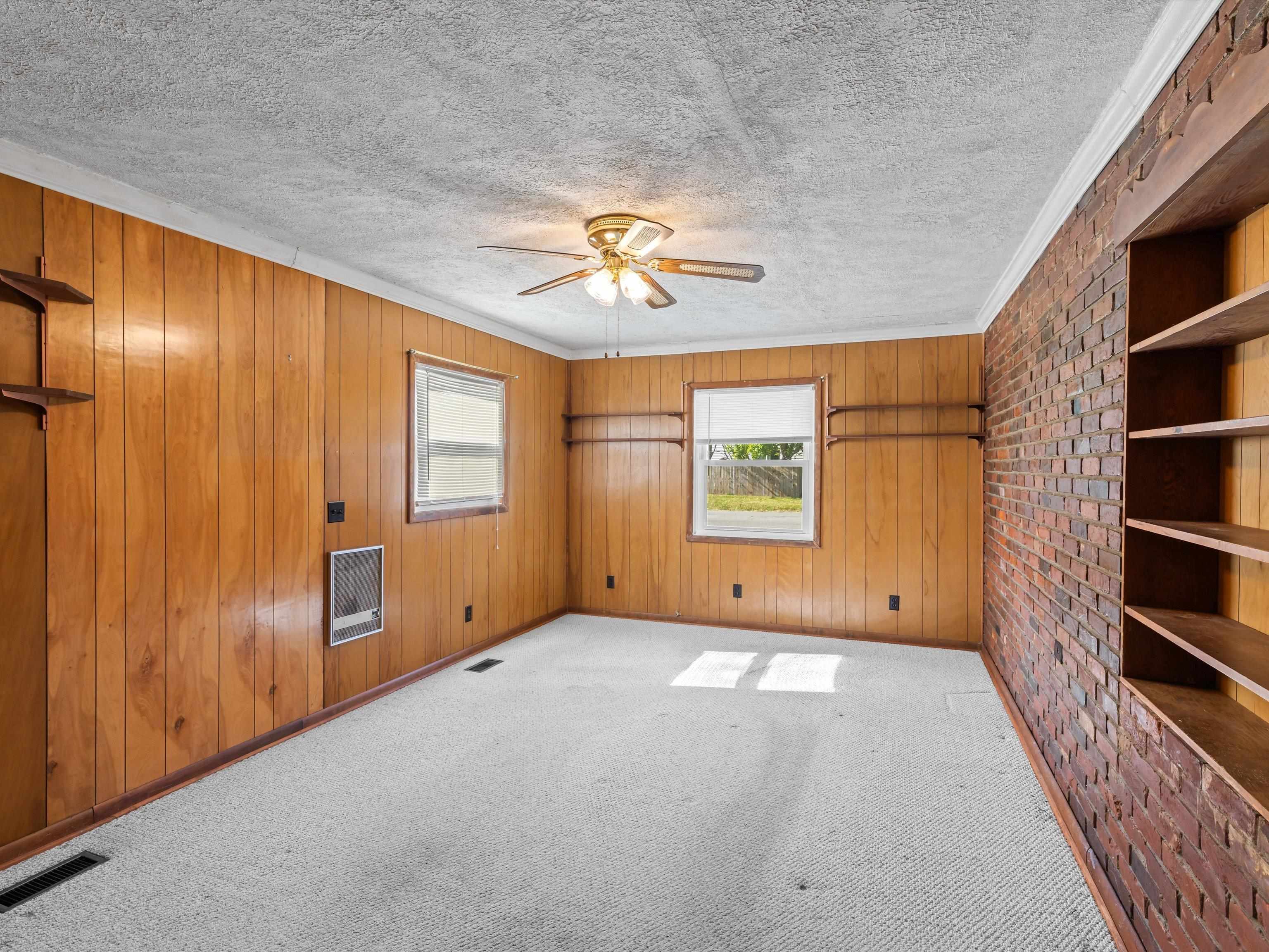 816 Booth Ave., Owensboro, Kentucky 42301, 3 Bedrooms Bedrooms, ,2 BathroomsBathrooms,Single Family Residence,For Sale,Booth Ave.,93975