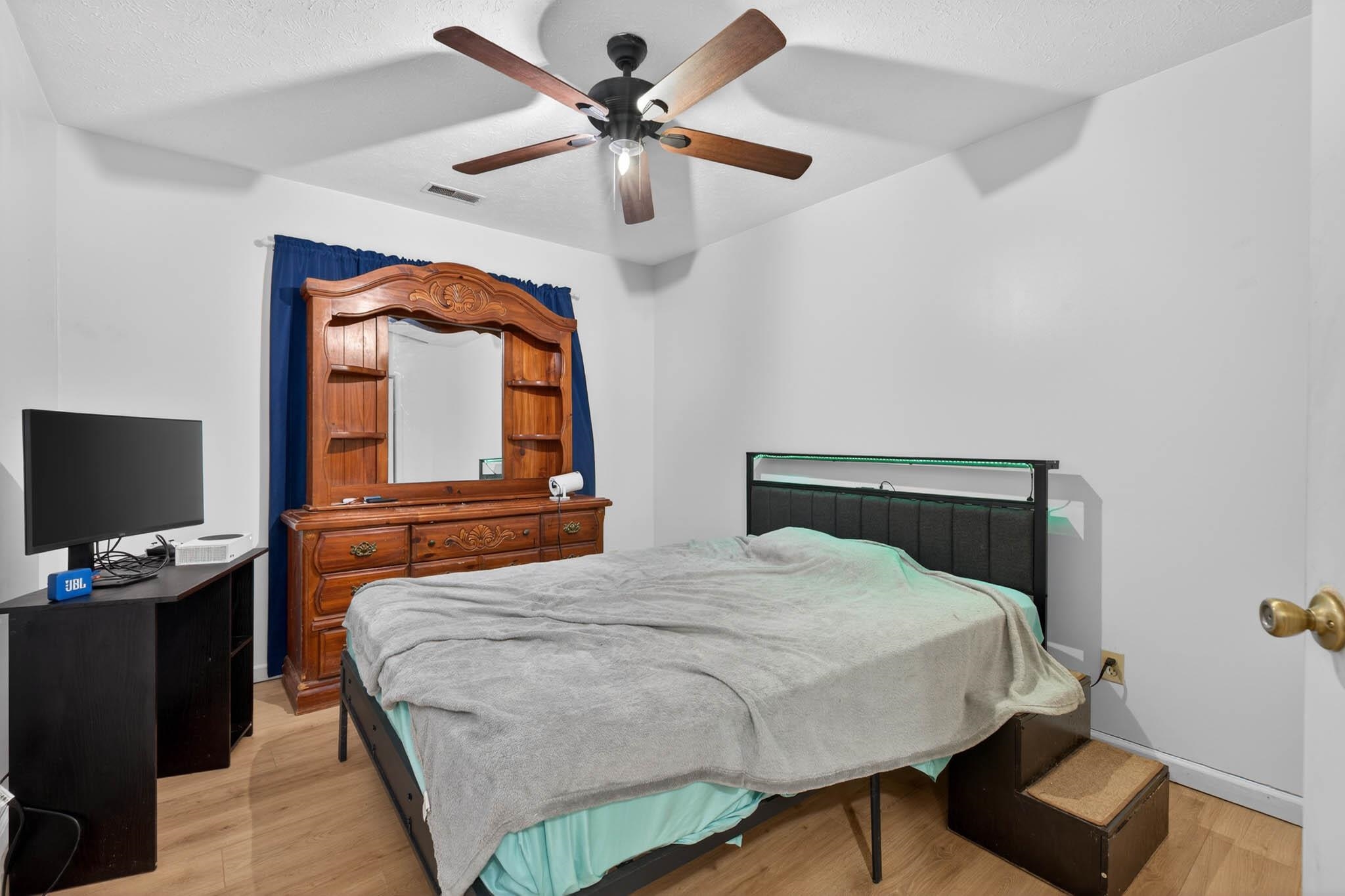 3430 Deer Trail, Owensboro, Kentucky 42301, 3 Bedrooms Bedrooms, ,2 BathroomsBathrooms,Single Family Residence,For Sale,Deer Trail,93982