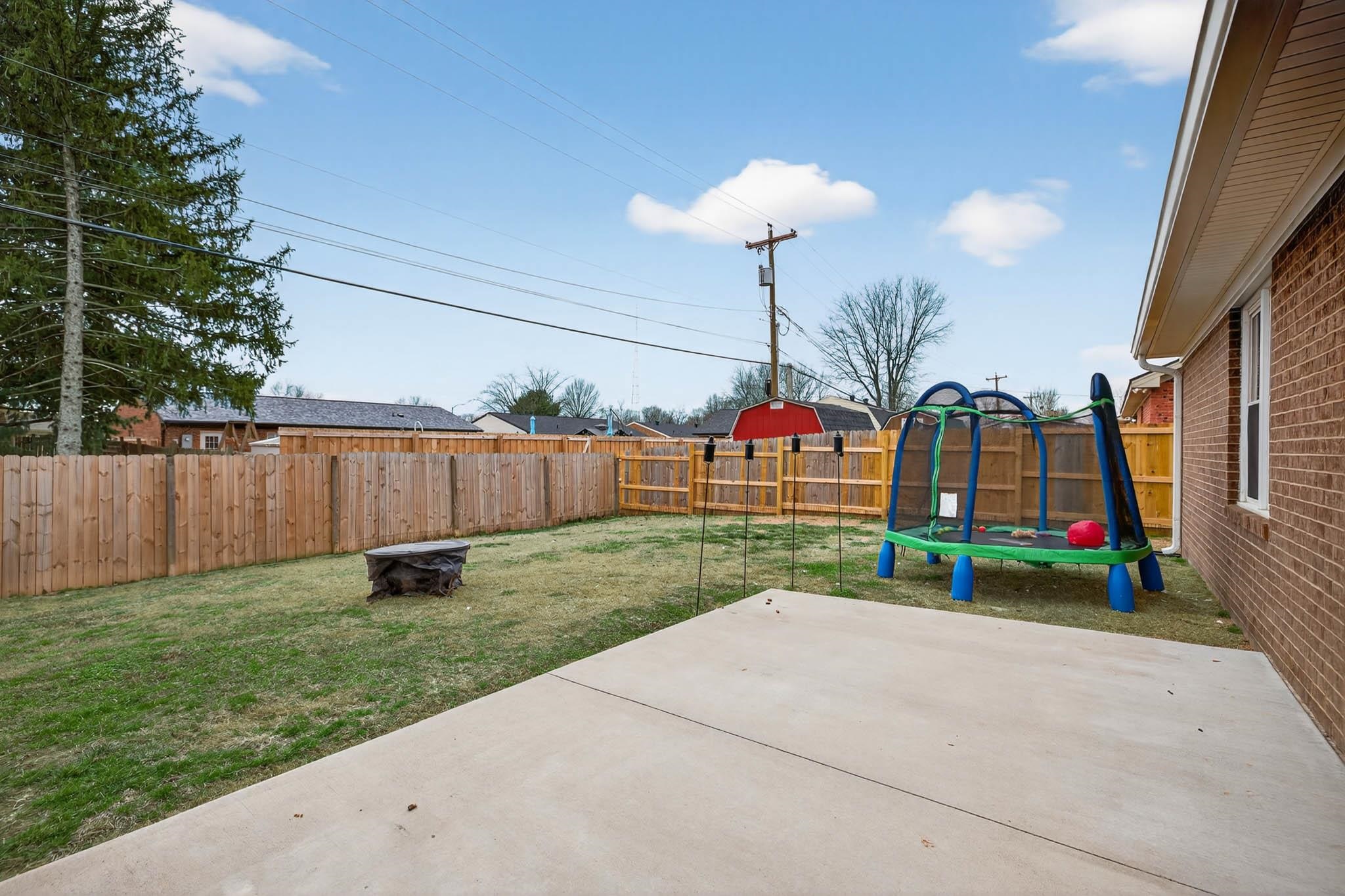 3430 Deer Trail, Owensboro, Kentucky 42301, 3 Bedrooms Bedrooms, ,2 BathroomsBathrooms,Single Family Residence,For Sale,Deer Trail,93982