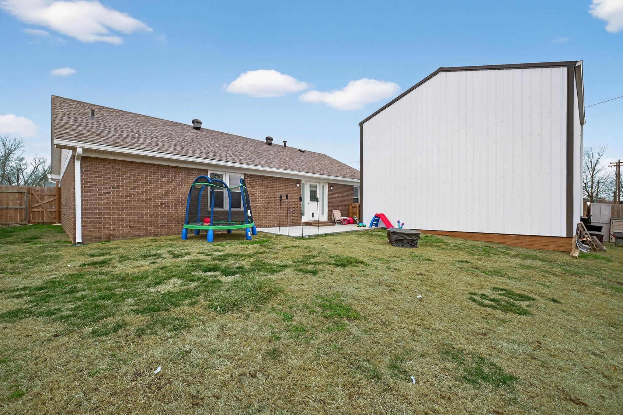 3430 Deer Trail, Owensboro, Kentucky 42301, 3 Bedrooms Bedrooms, ,2 BathroomsBathrooms,Single Family Residence,For Sale,Deer Trail,93982