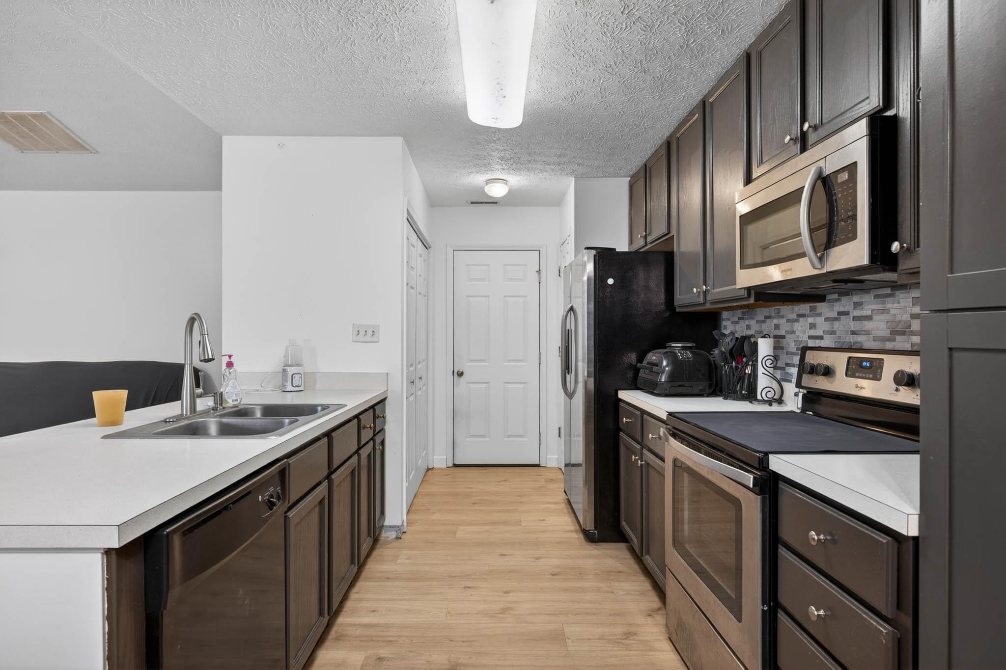 3430 Deer Trail, Owensboro, Kentucky 42301, 3 Bedrooms Bedrooms, ,2 BathroomsBathrooms,Single Family Residence,For Sale,Deer Trail,93982