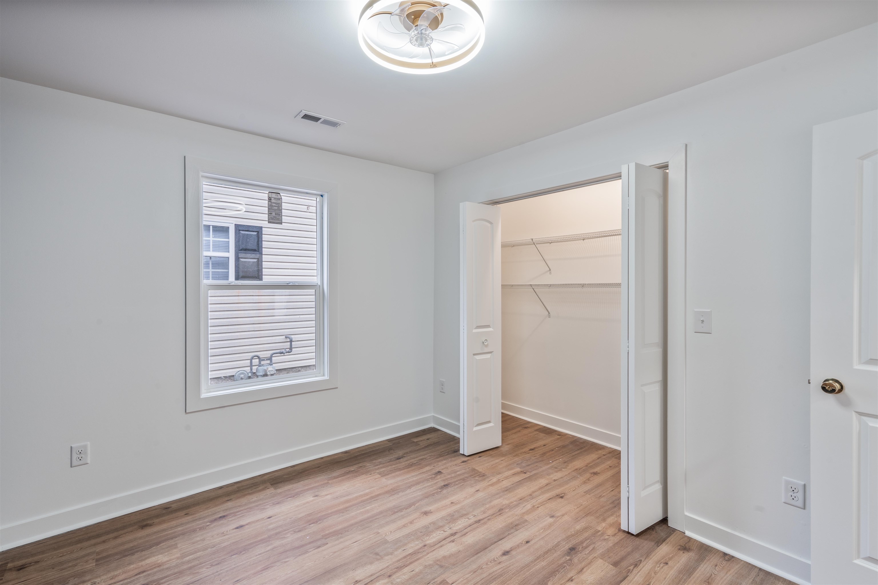 929 Hall Street, Owensboro, Kentucky 42301, 3 Bedrooms Bedrooms, ,2 BathroomsBathrooms,Single Family Residence,For Sale,Hall Street,93983