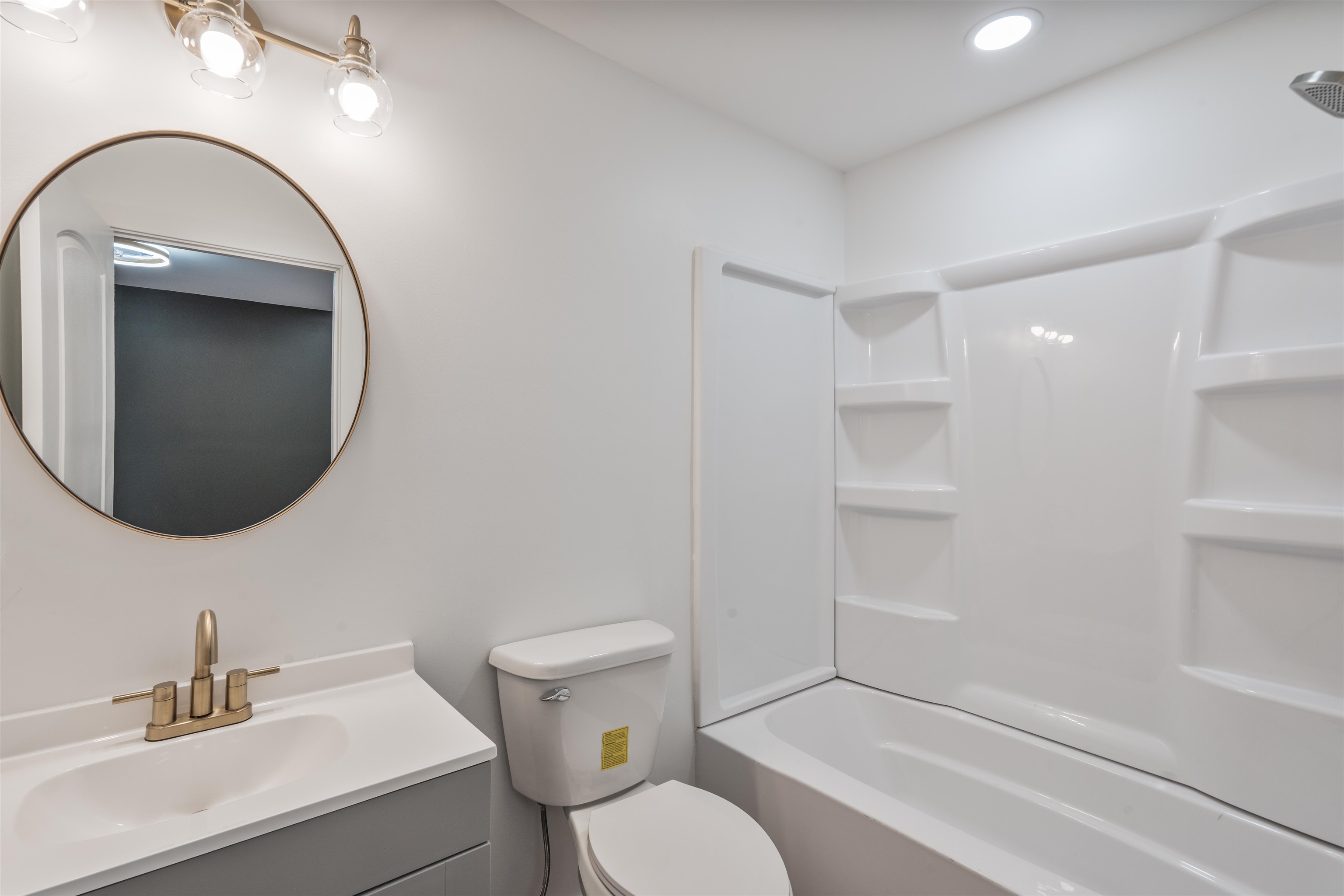 929 Hall Street, Owensboro, Kentucky 42301, 3 Bedrooms Bedrooms, ,2 BathroomsBathrooms,Single Family Residence,For Sale,Hall Street,93983