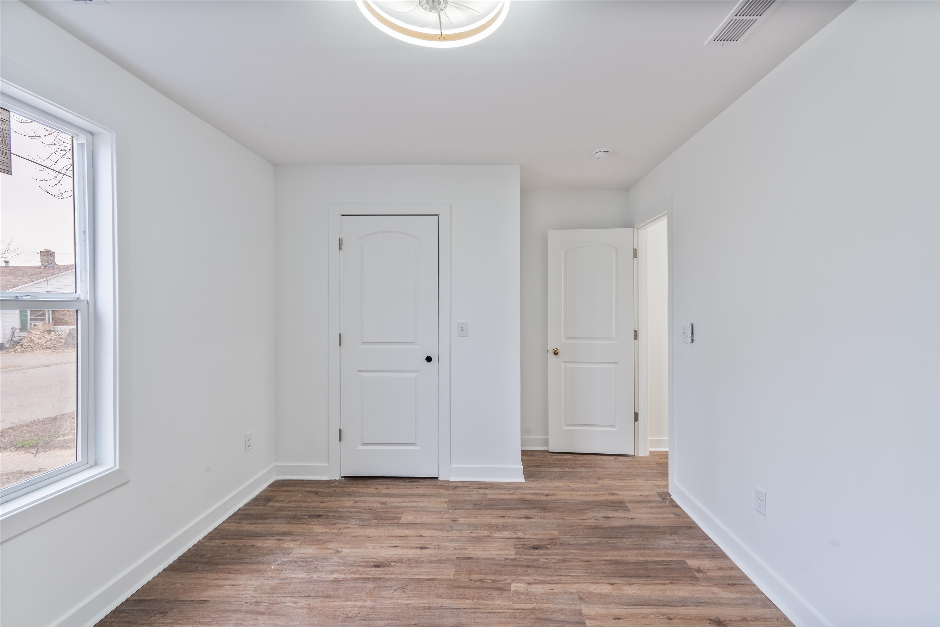 929 Hall Street, Owensboro, Kentucky 42301, 3 Bedrooms Bedrooms, ,2 BathroomsBathrooms,Single Family Residence,For Sale,Hall Street,93983