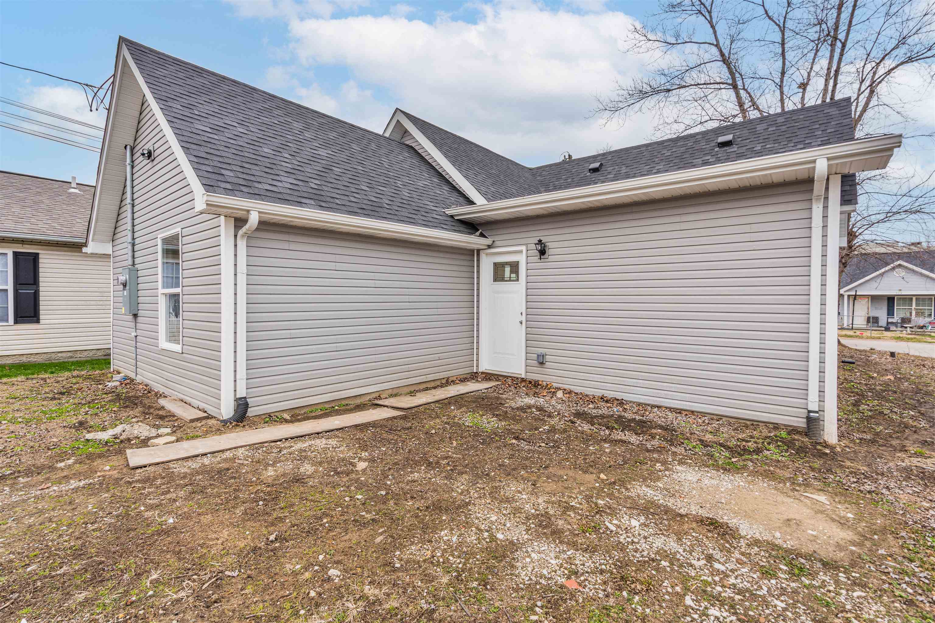 929 Hall Street, Owensboro, Kentucky 42301, 3 Bedrooms Bedrooms, ,2 BathroomsBathrooms,Single Family Residence,For Sale,Hall Street,93983