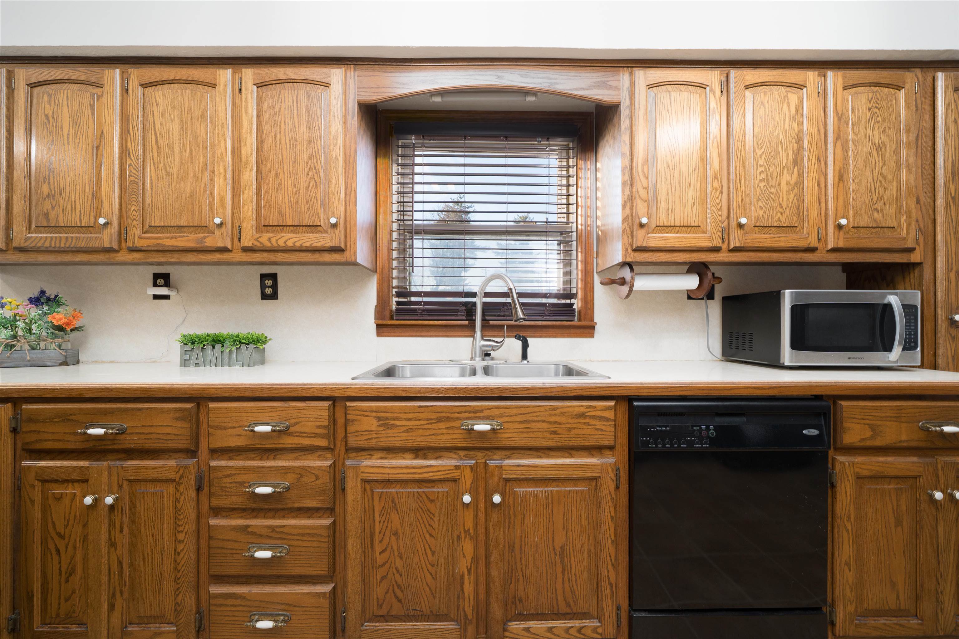 10353 US Highway 60 E, Maceo, Kentucky 42355, 4 Bedrooms Bedrooms, ,2 BathroomsBathrooms,Single Family Residence,For Sale,US Highway 60 E,93987