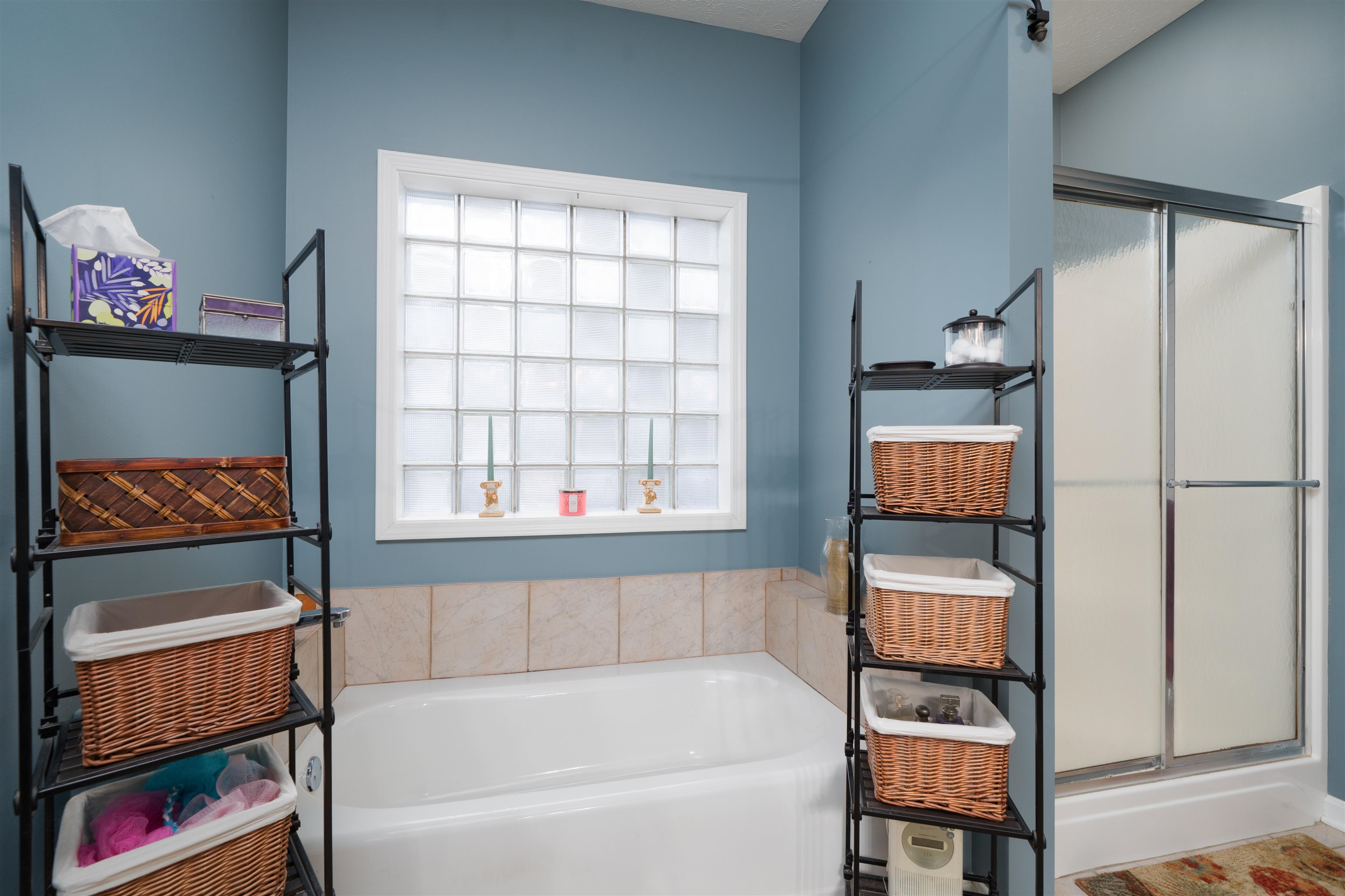 2918 Saratoga Ct, Owensboro, Kentucky 42303, 4 Bedrooms Bedrooms, ,3 BathroomsBathrooms,Single Family Residence,For Sale,Saratoga Ct,93993