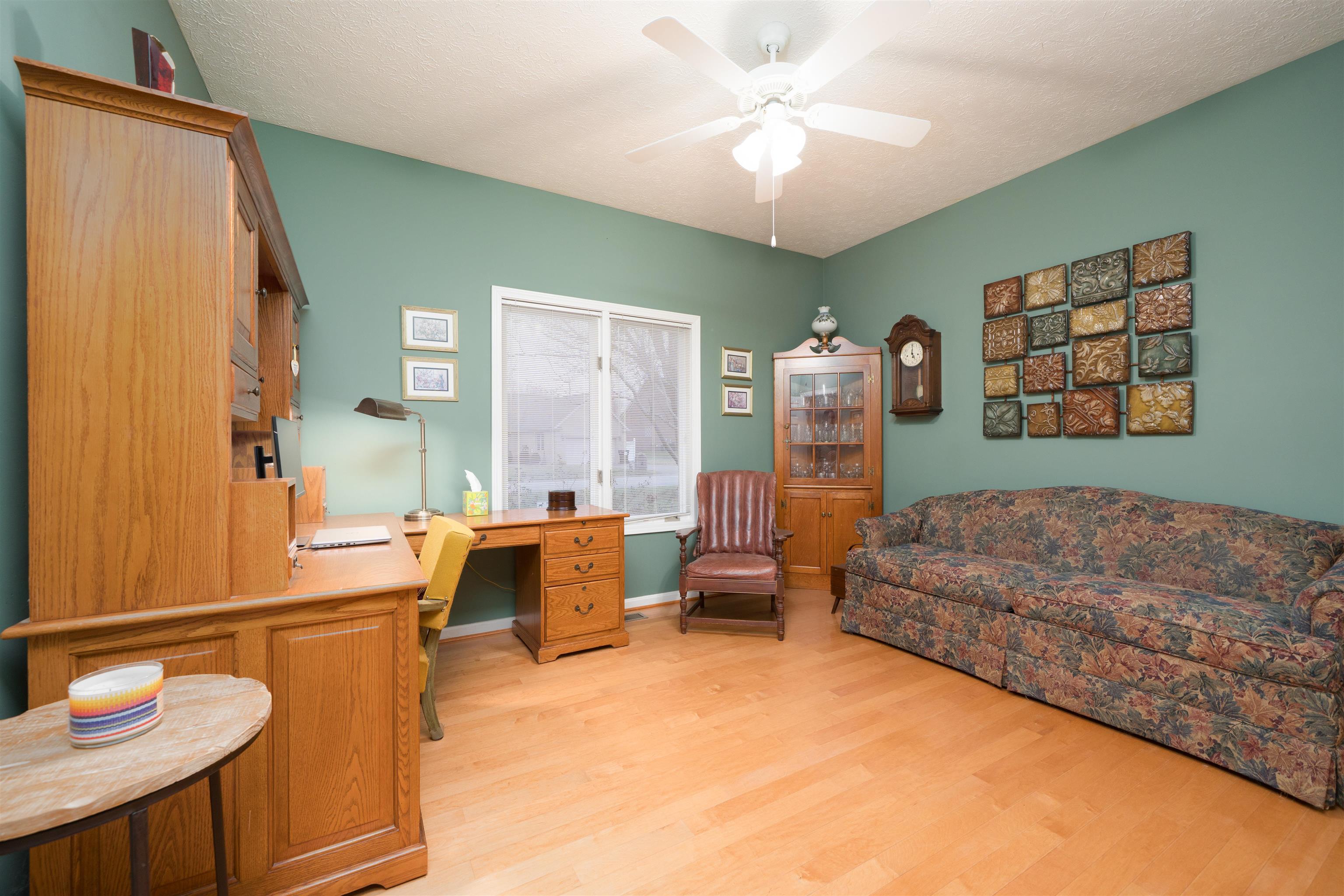 2918 Saratoga Ct, Owensboro, Kentucky 42303, 4 Bedrooms Bedrooms, ,3 BathroomsBathrooms,Single Family Residence,For Sale,Saratoga Ct,93993