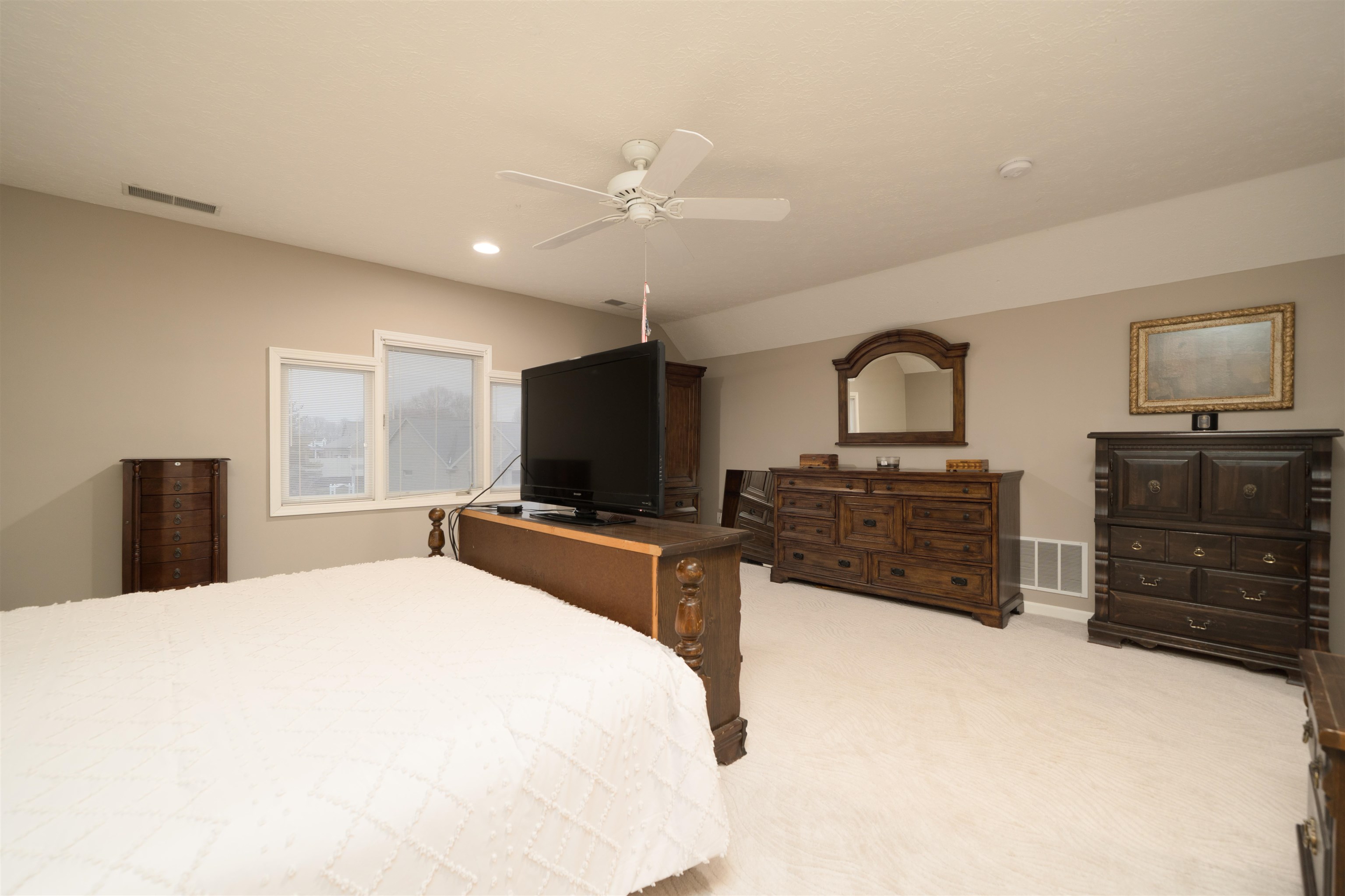 2918 Saratoga Ct, Owensboro, Kentucky 42303, 4 Bedrooms Bedrooms, ,3 BathroomsBathrooms,Single Family Residence,For Sale,Saratoga Ct,93993