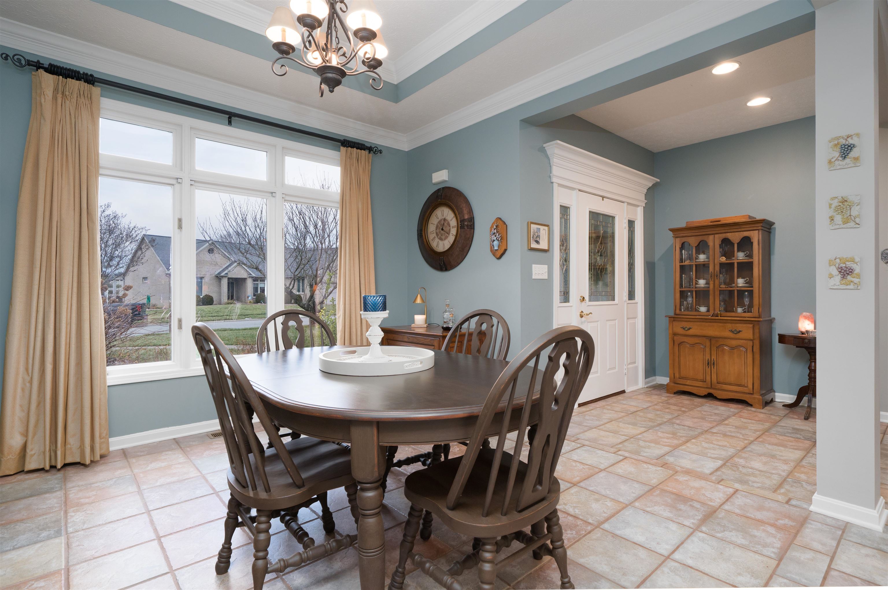 2918 Saratoga Ct, Owensboro, Kentucky 42303, 4 Bedrooms Bedrooms, ,3 BathroomsBathrooms,Single Family Residence,For Sale,Saratoga Ct,93993