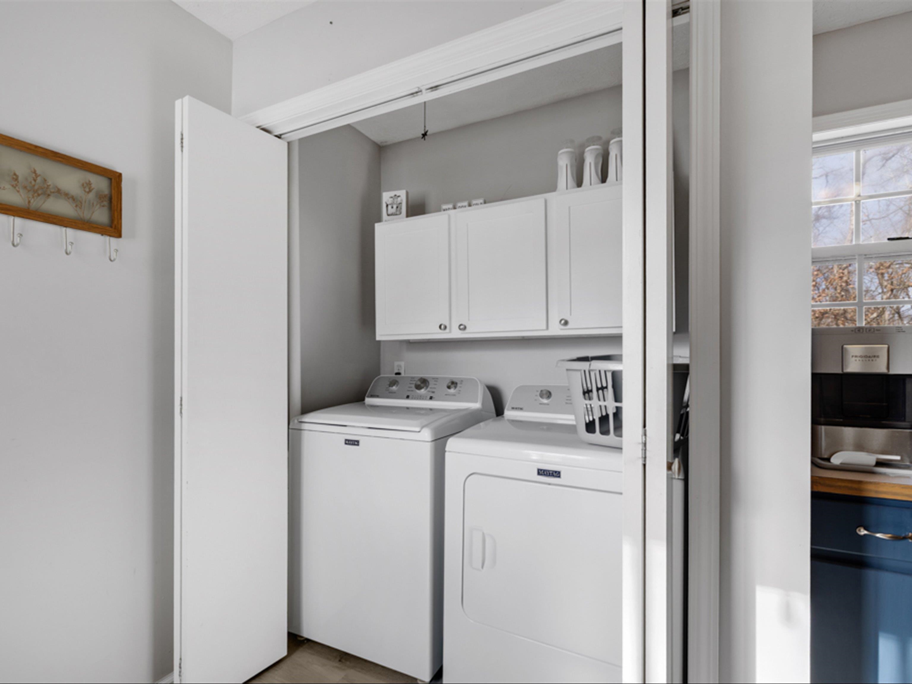 937 River Rd, Central City, Kentucky 42330, 2 Bedrooms Bedrooms, ,2 BathroomsBathrooms,Single Family Residence,For Sale,River Rd,93996