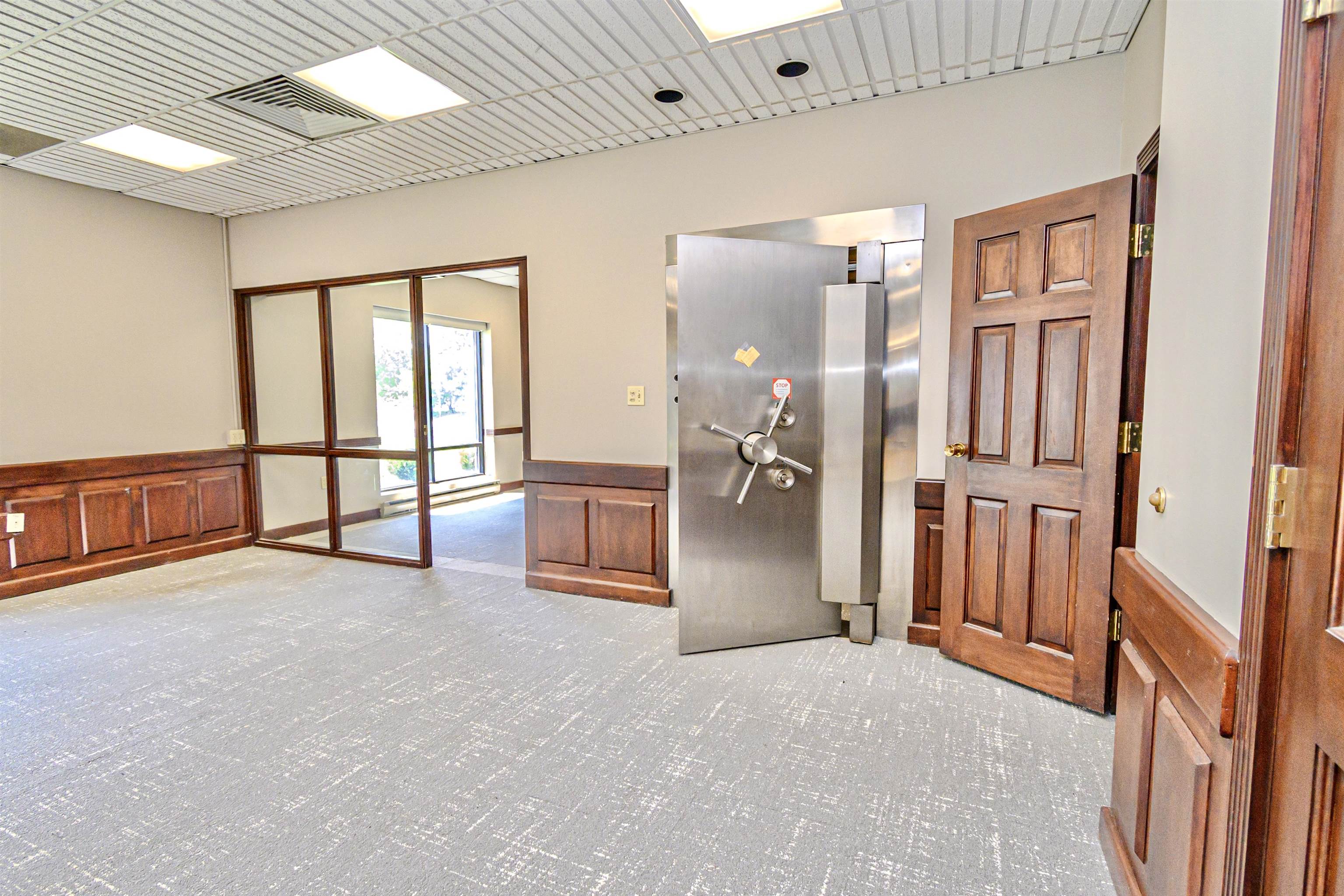 1350 Carter Rd, Owensboro, Kentucky 42301, ,Retail,For Sale,Carter Rd,93998