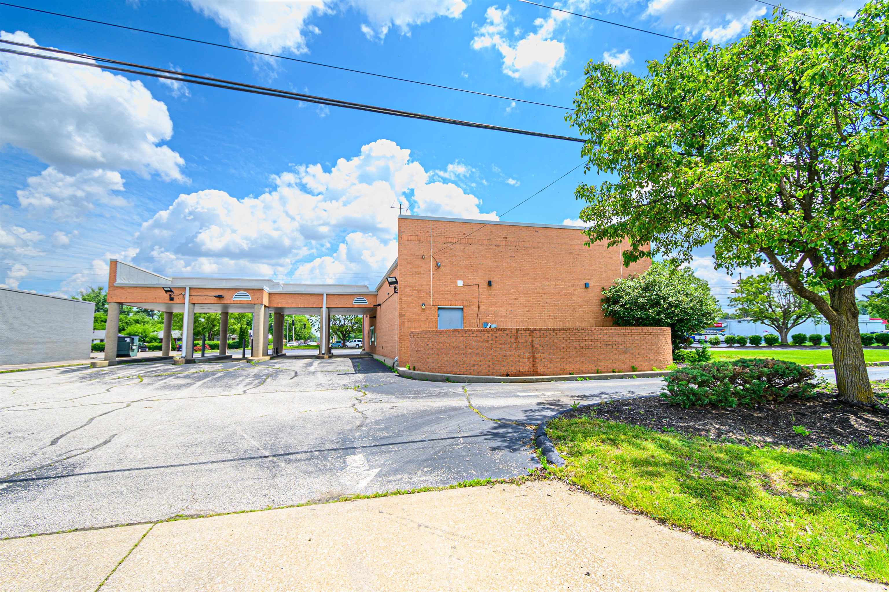 1350 Carter Rd, Owensboro, Kentucky 42301, ,Retail,For Sale,Carter Rd,93998