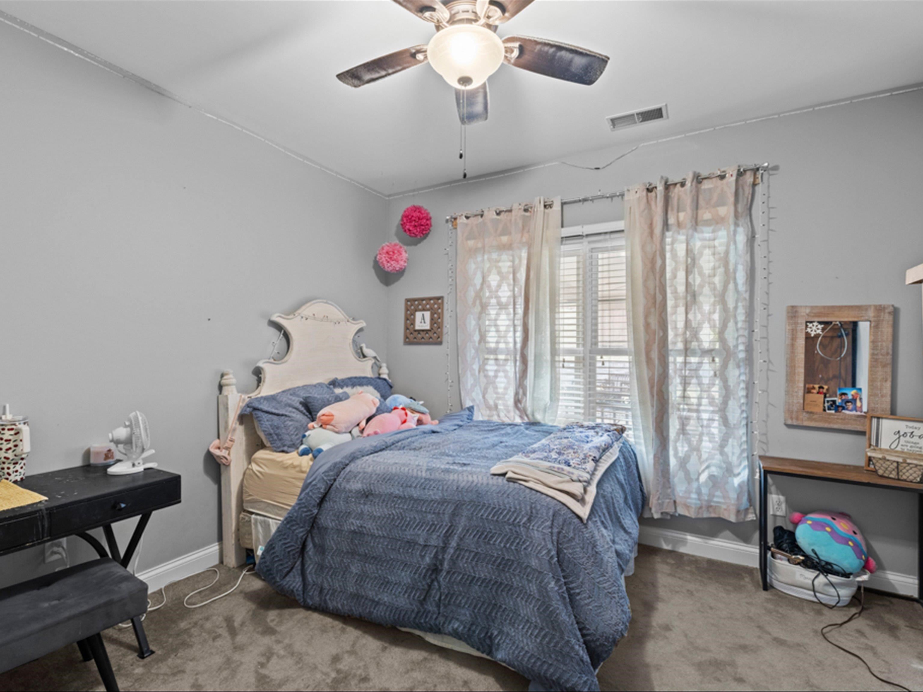 6512 Waterford Pl, Owensboro, Kentucky 42303, 3 Bedrooms Bedrooms, ,2 BathroomsBathrooms,Single Family Residence,For Sale,Waterford Pl,94000