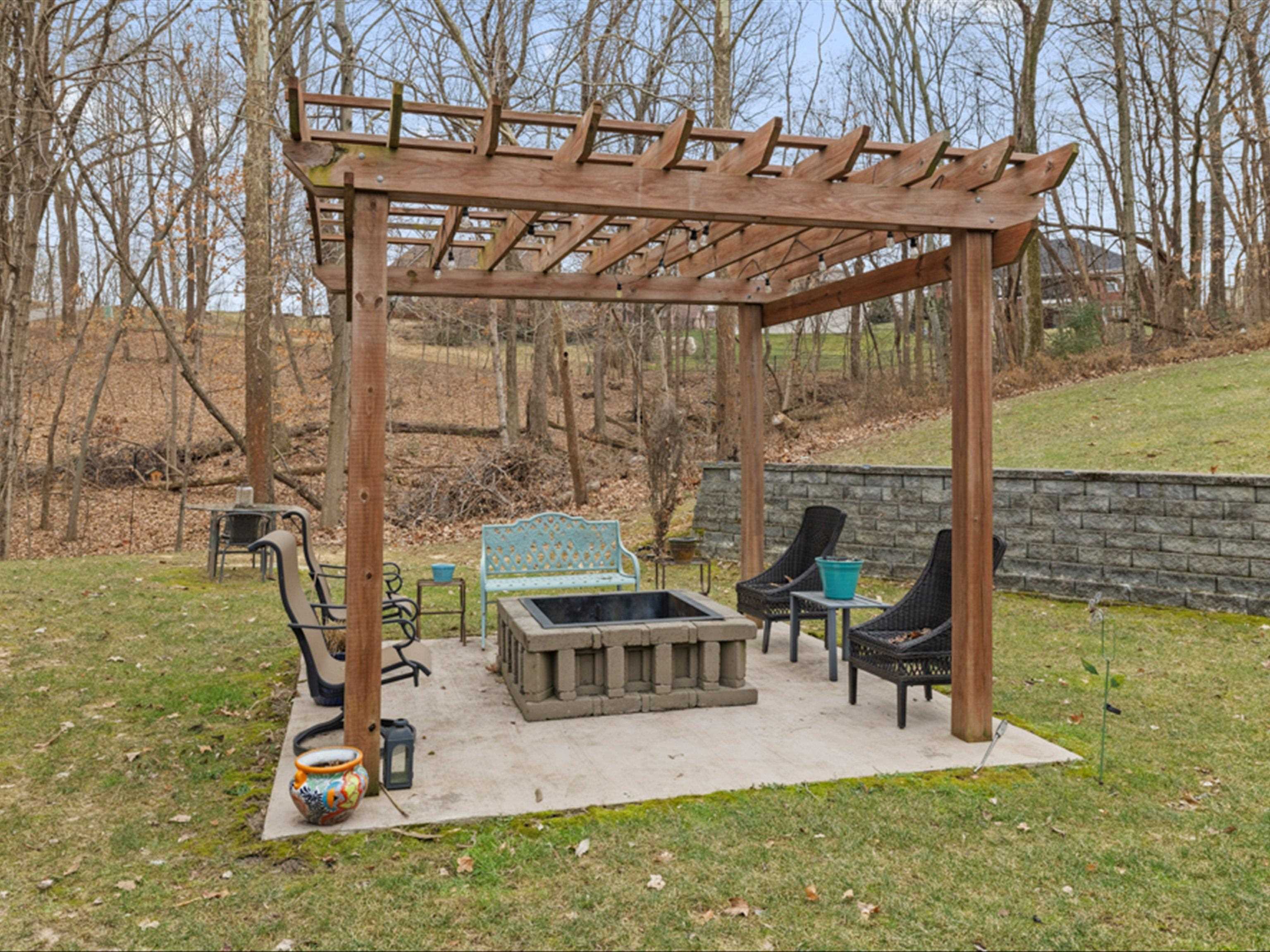 6512 Waterford Pl, Owensboro, Kentucky 42303, 3 Bedrooms Bedrooms, ,2 BathroomsBathrooms,Single Family Residence,For Sale,Waterford Pl,94000