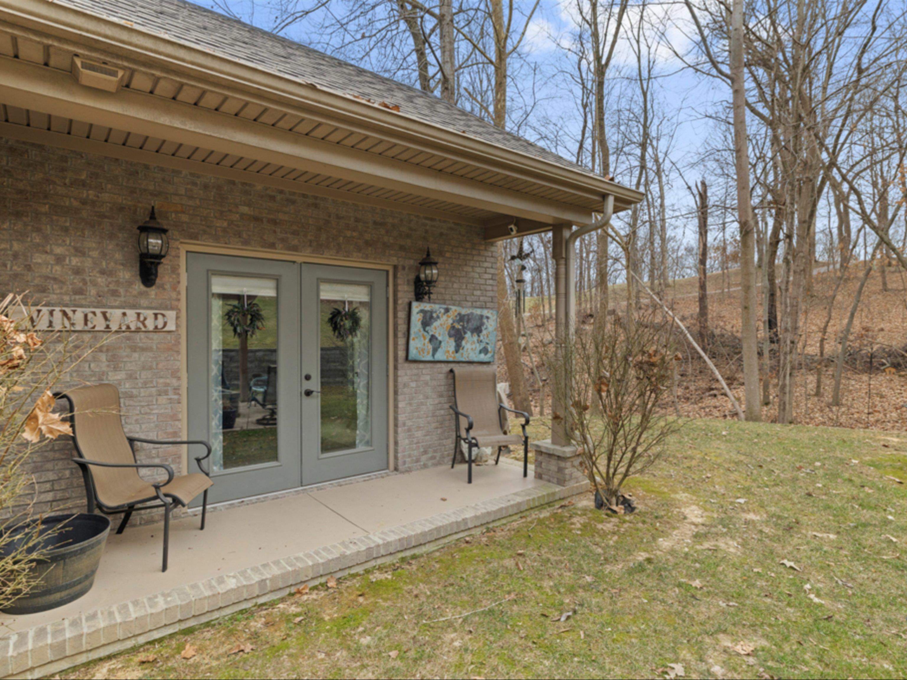 6512 Waterford Pl, Owensboro, Kentucky 42303, 3 Bedrooms Bedrooms, ,2 BathroomsBathrooms,Single Family Residence,For Sale,Waterford Pl,94000