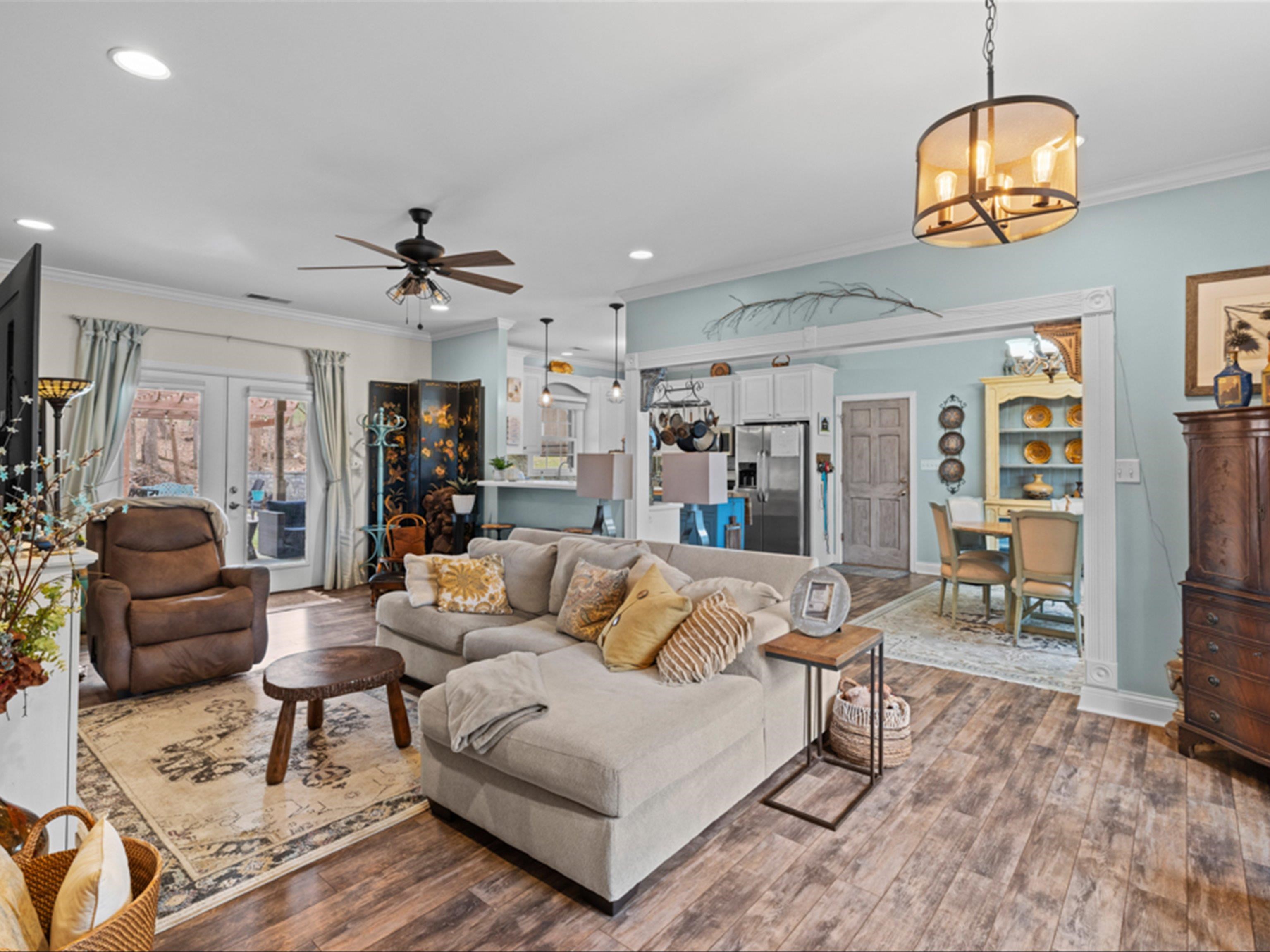 6512 Waterford Pl, Owensboro, Kentucky 42303, 3 Bedrooms Bedrooms, ,2 BathroomsBathrooms,Single Family Residence,For Sale,Waterford Pl,94000