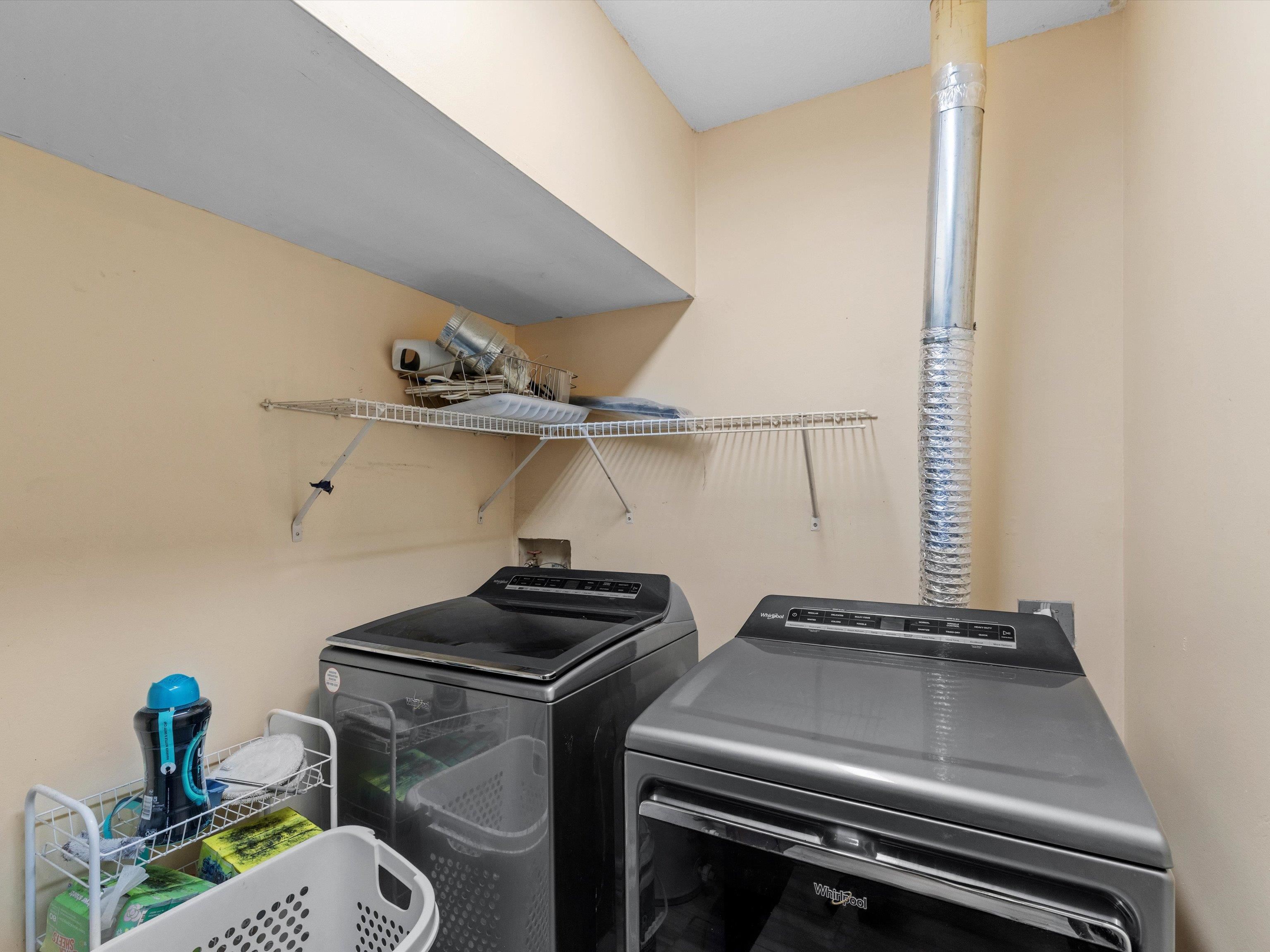 515 Hillcrest Circle, Hawesville, Kentucky 42348, 4 Bedrooms Bedrooms, ,2 BathroomsBathrooms,Single Family Residence,For Sale,Hillcrest Circle,94002