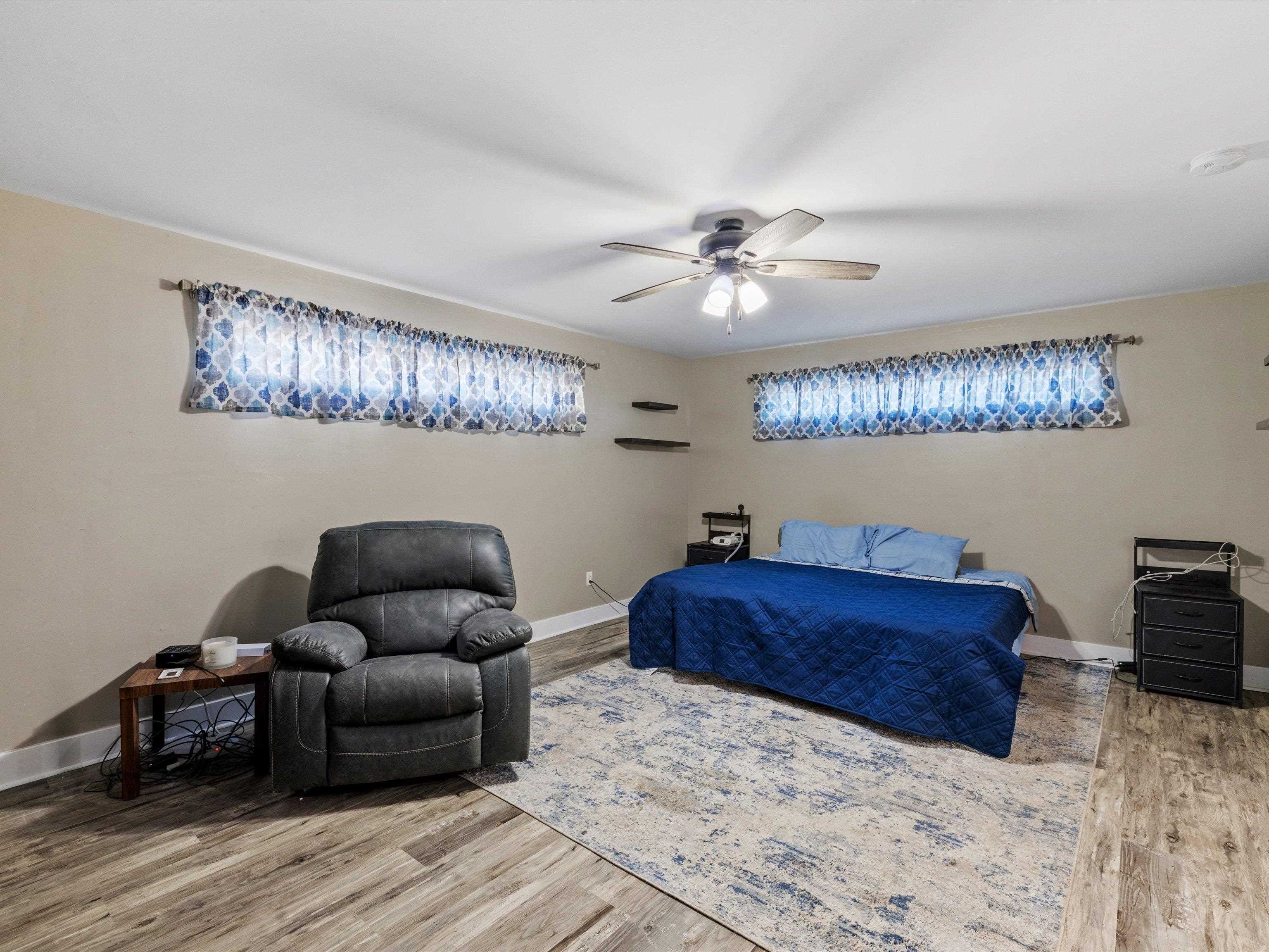 515 Hillcrest Circle, Hawesville, Kentucky 42348, 4 Bedrooms Bedrooms, ,2 BathroomsBathrooms,Single Family Residence,For Sale,Hillcrest Circle,94002