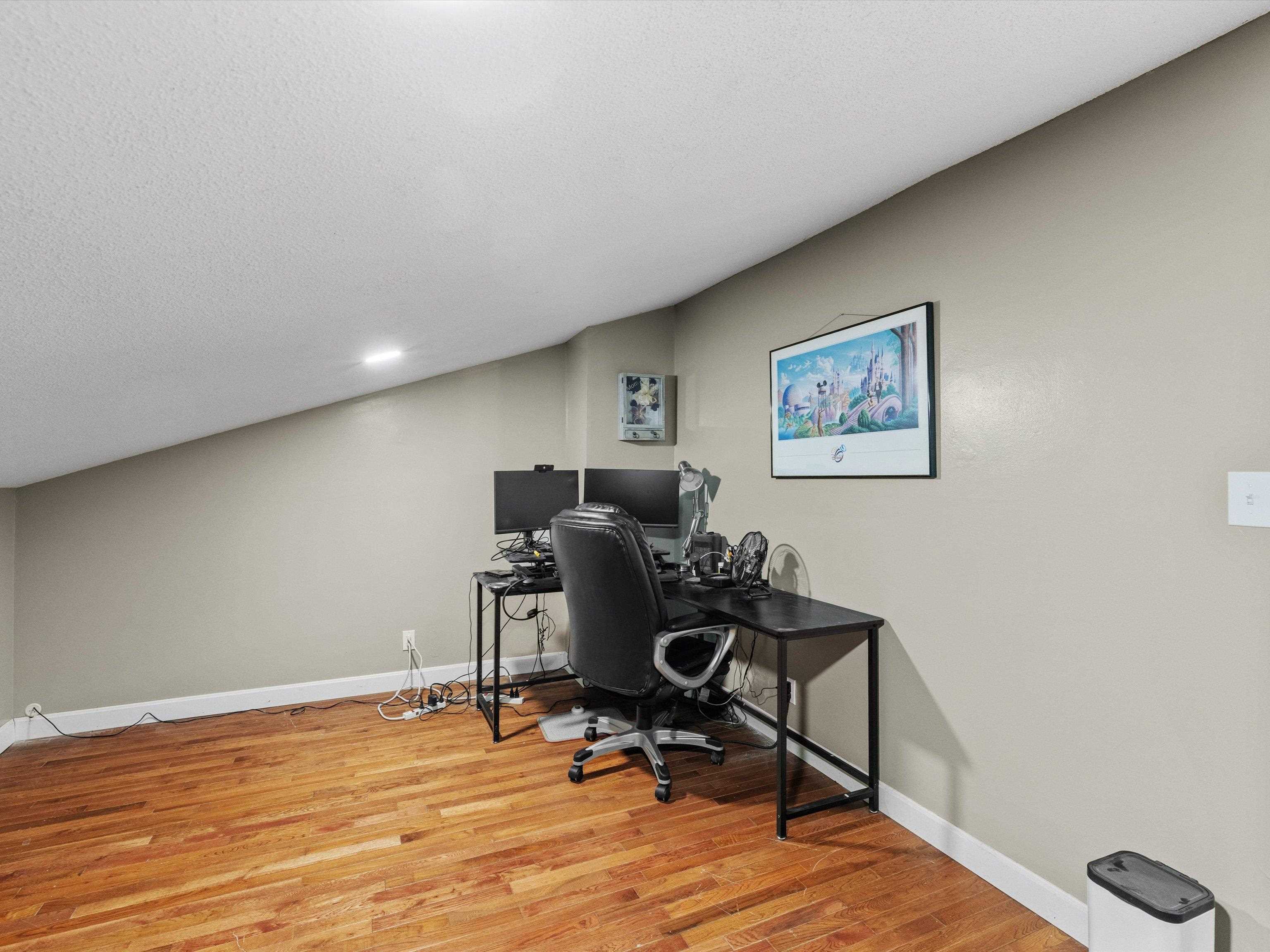 515 Hillcrest Circle, Hawesville, Kentucky 42348, 4 Bedrooms Bedrooms, ,2 BathroomsBathrooms,Single Family Residence,For Sale,Hillcrest Circle,94002