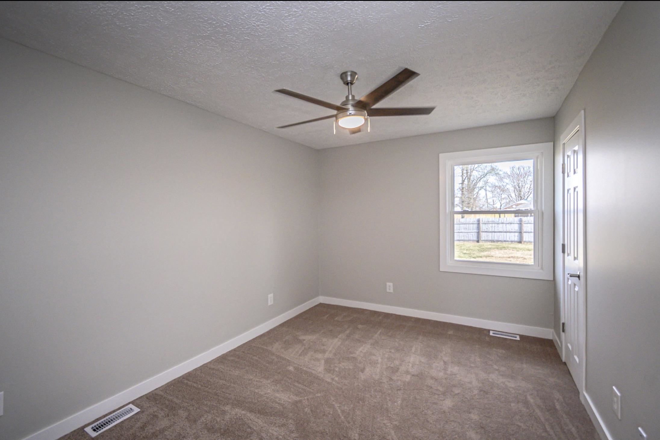 2517 Latrobe Ave, Owensboro, Kentucky 42301, 3 Bedrooms Bedrooms, ,1 BathroomBathrooms,Single Family Residence,For Sale,Latrobe Ave,94005